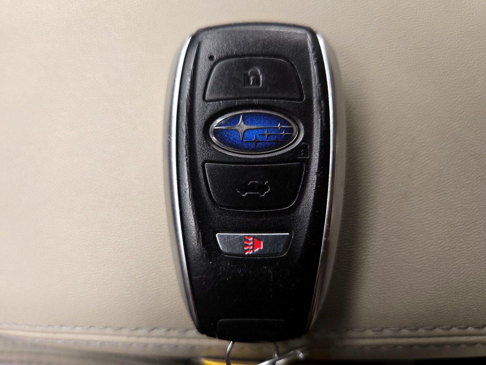 2025 Subaru Ascent Premium - Photo 25