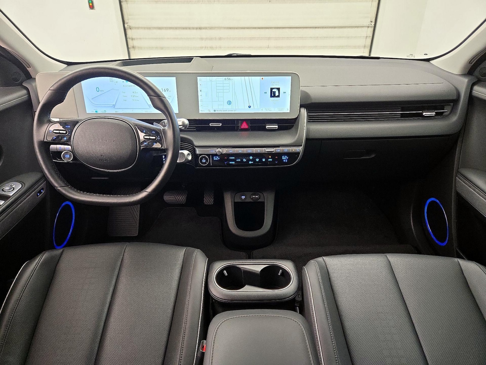 2024 Hyundai IONIQ 5 Limited - Photo 10