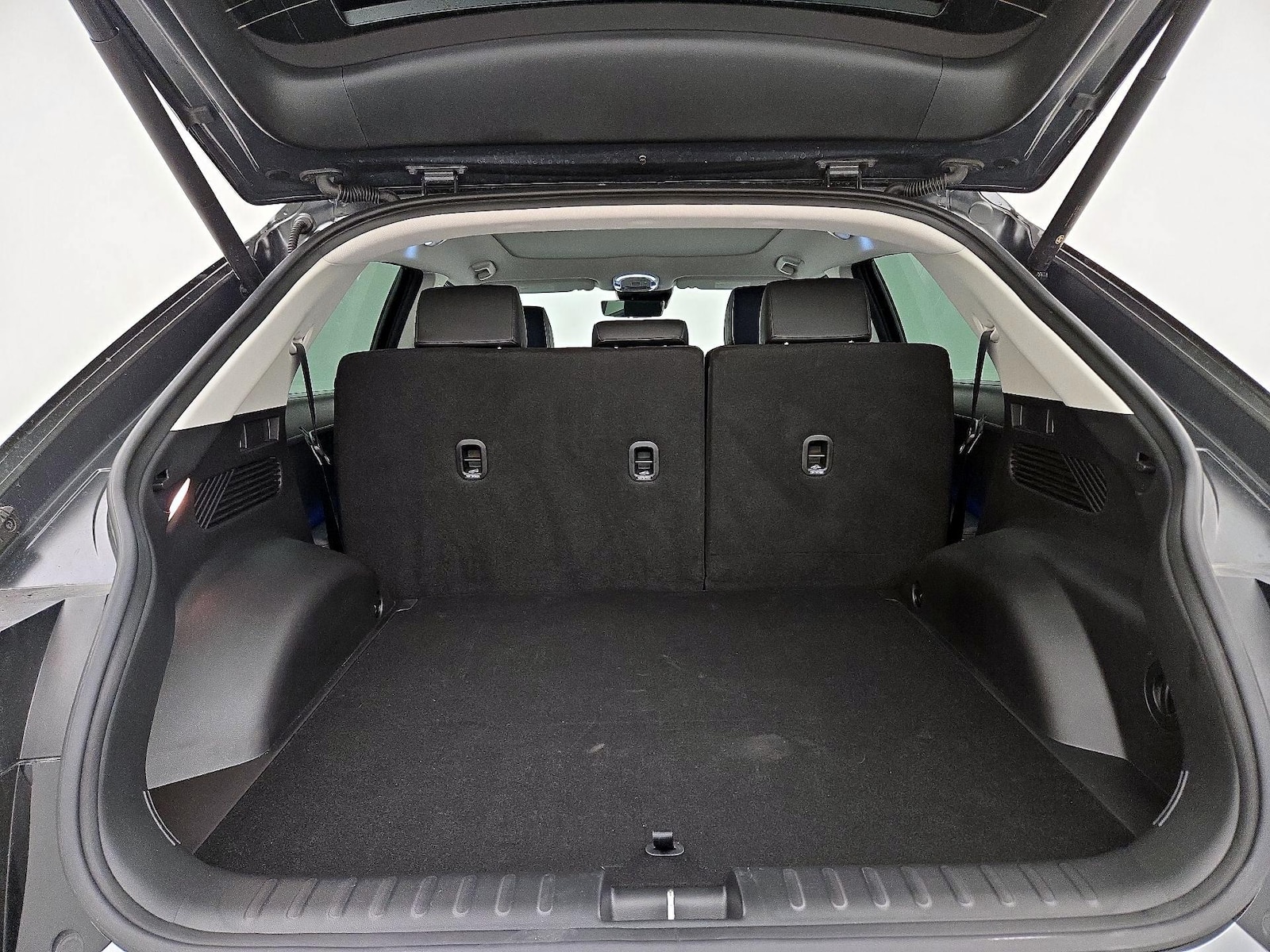 2024 Hyundai IONIQ 5 Limited - Photo 22