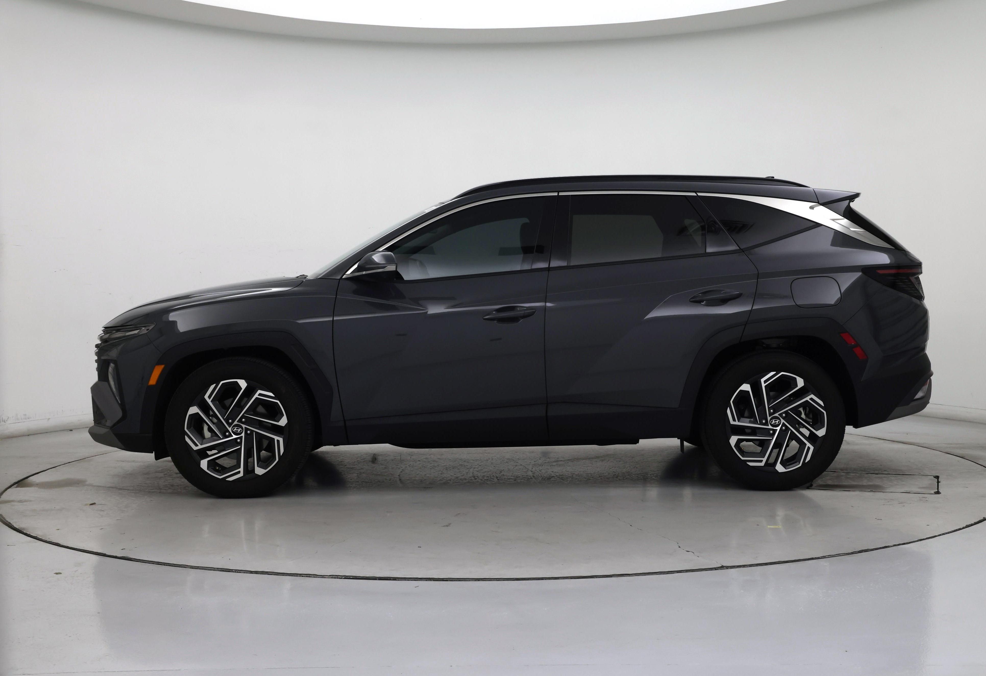 Thumbnail: 2025 Hyundai Tucson - 3