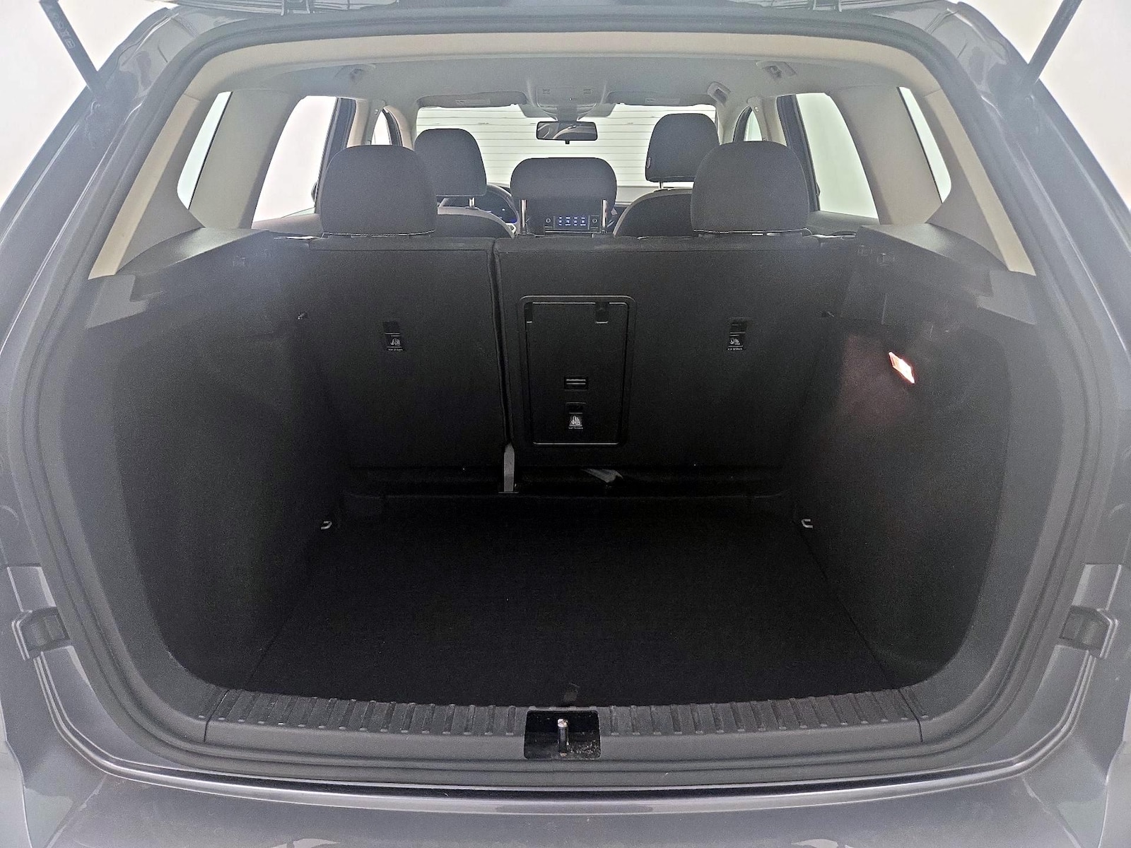 2022 Volkswagen Taos S - Photo 21
