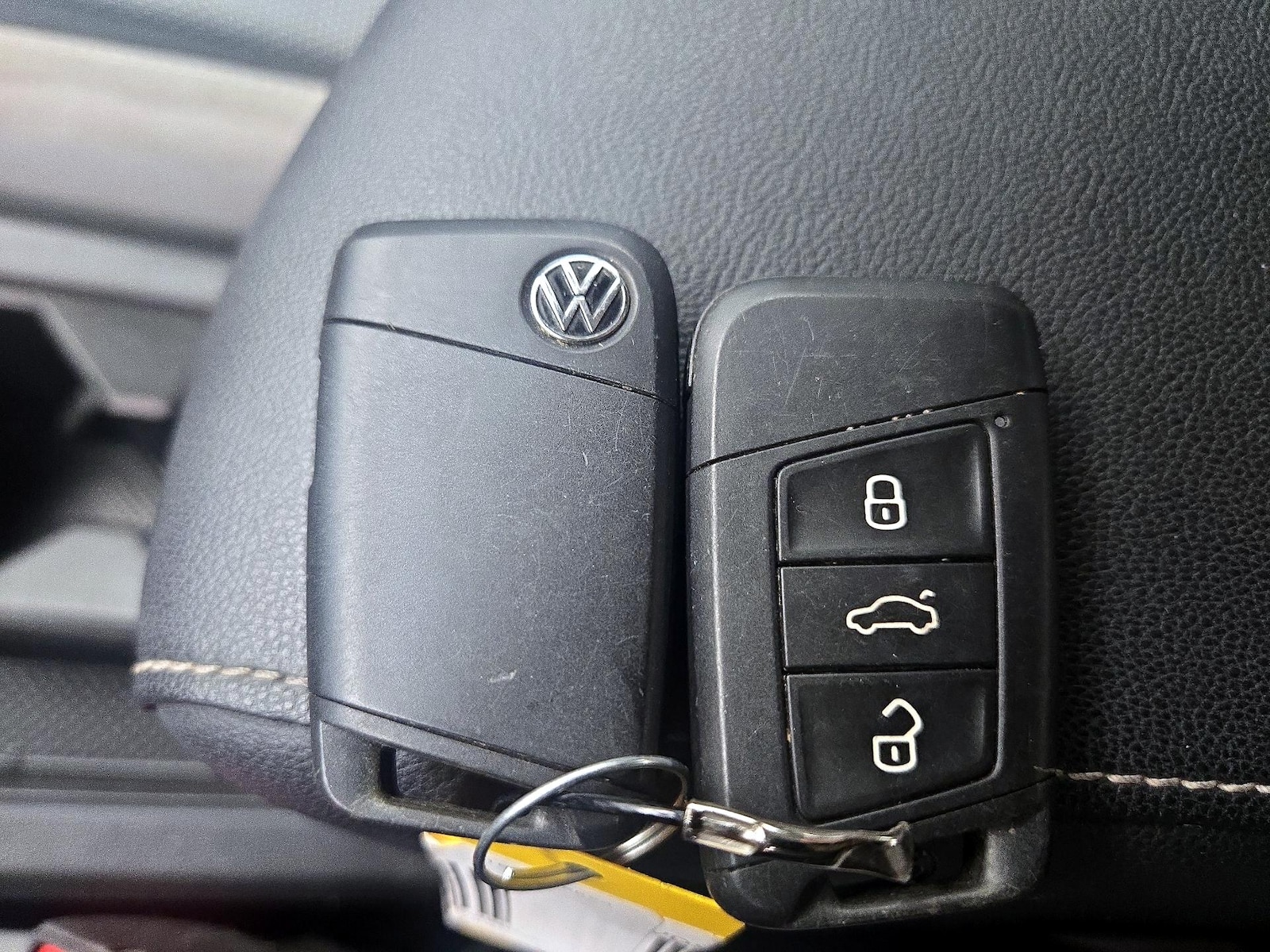 2022 Volkswagen Taos S - Photo 23