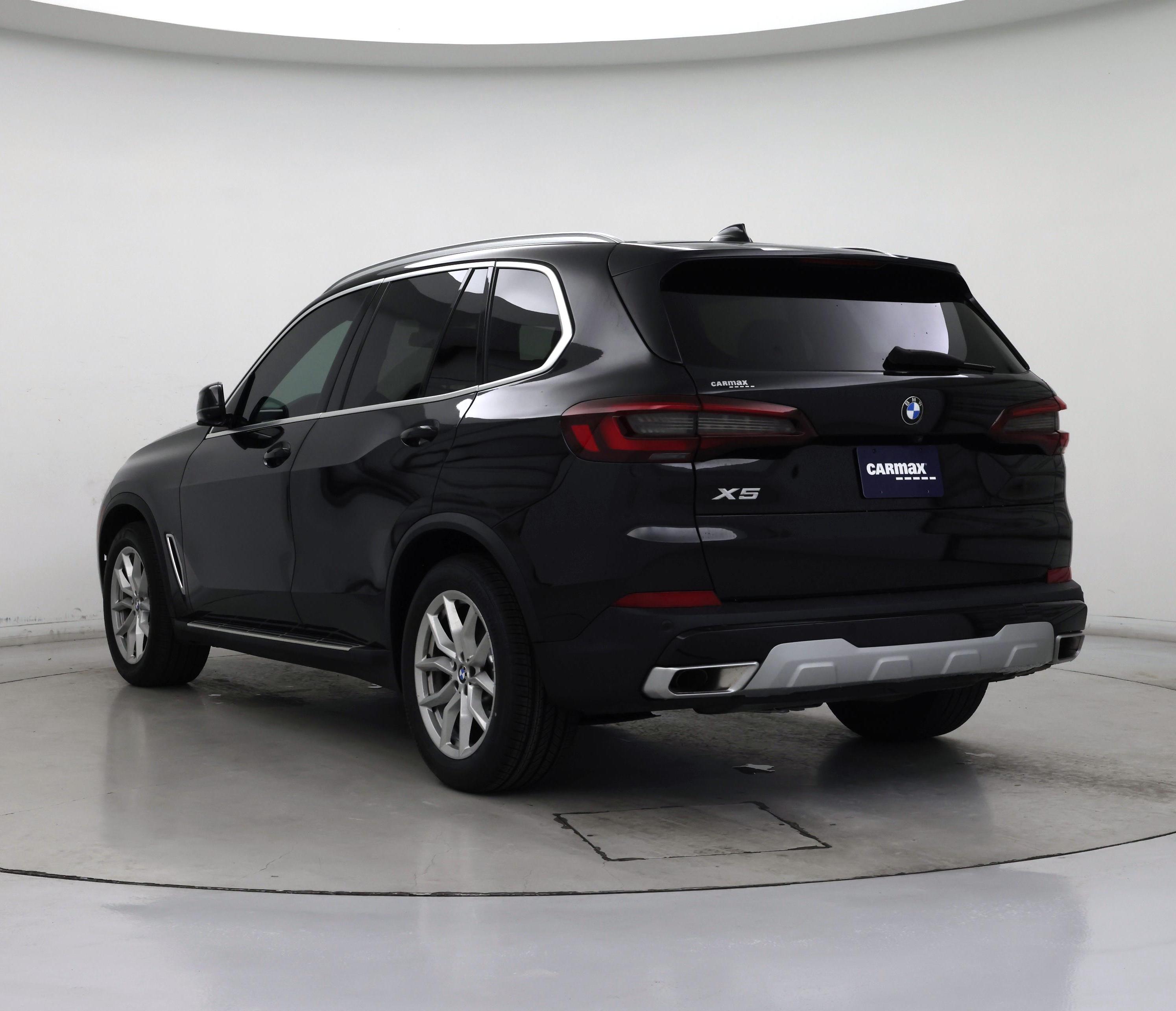 Thumbnail: 2023 BMW X5 - 2