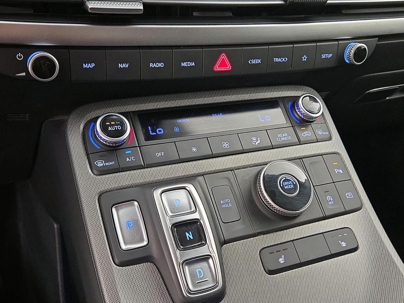2025 Hyundai Palisade SEL - Photo 18