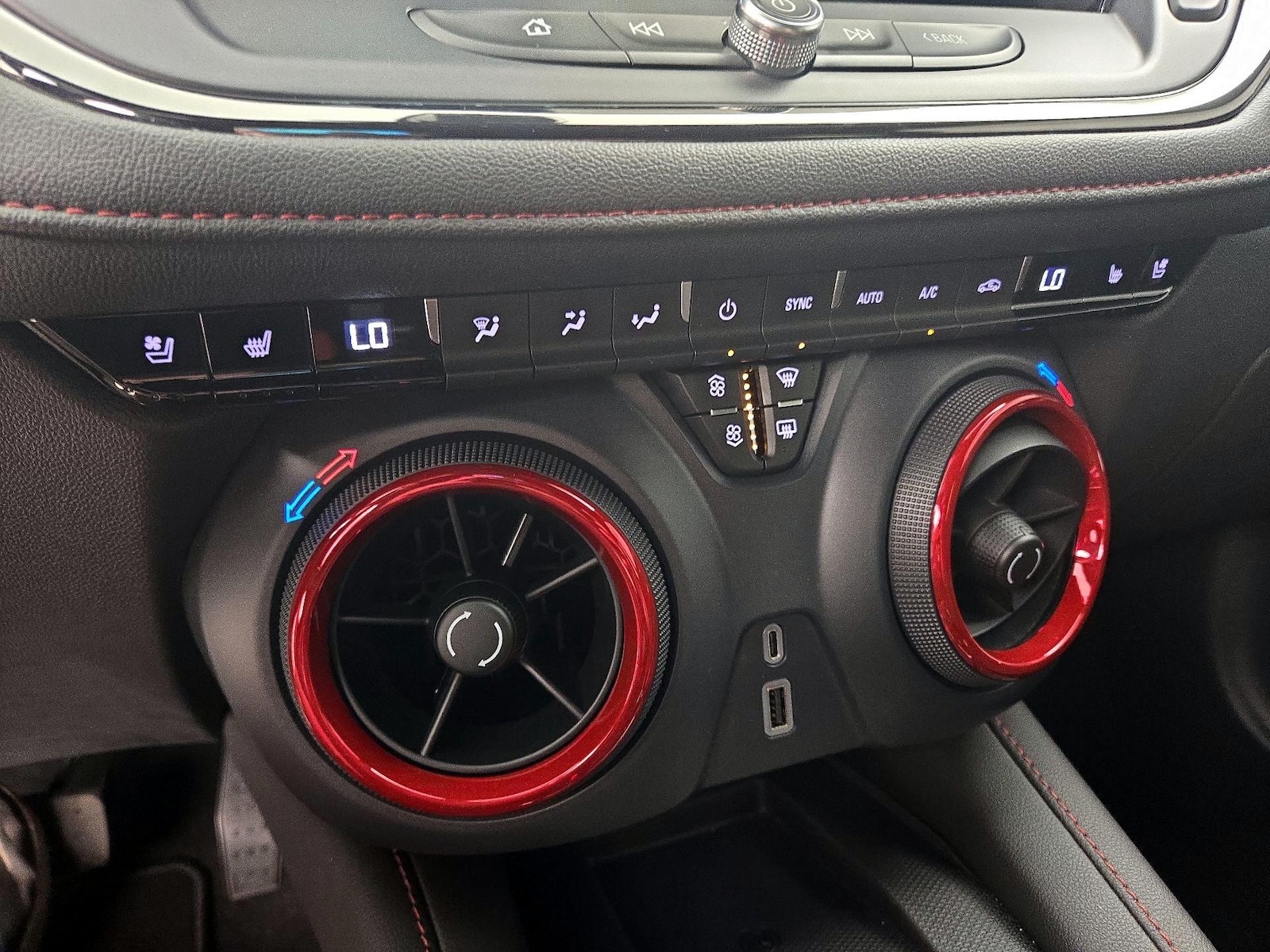 2025 Chevrolet Blazer RS - Photo 18