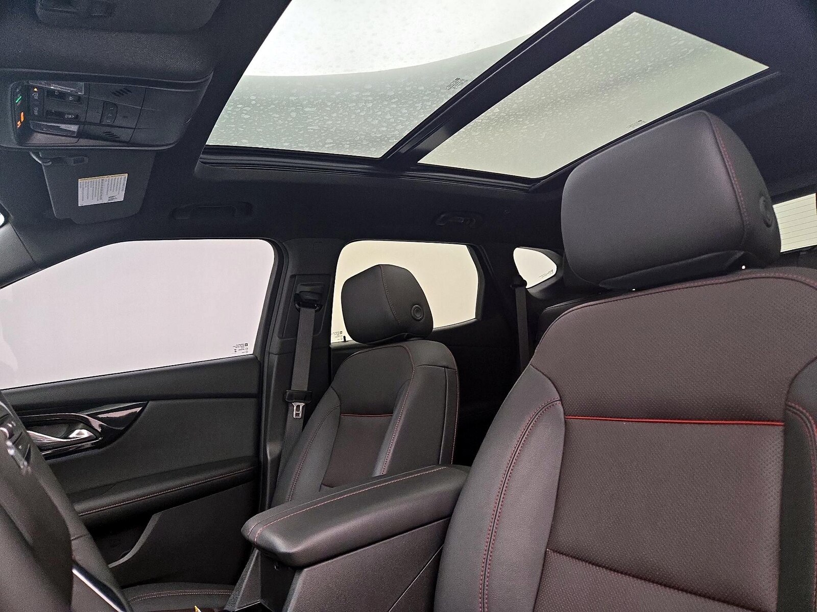 2025 Chevrolet Blazer RS - Photo 21