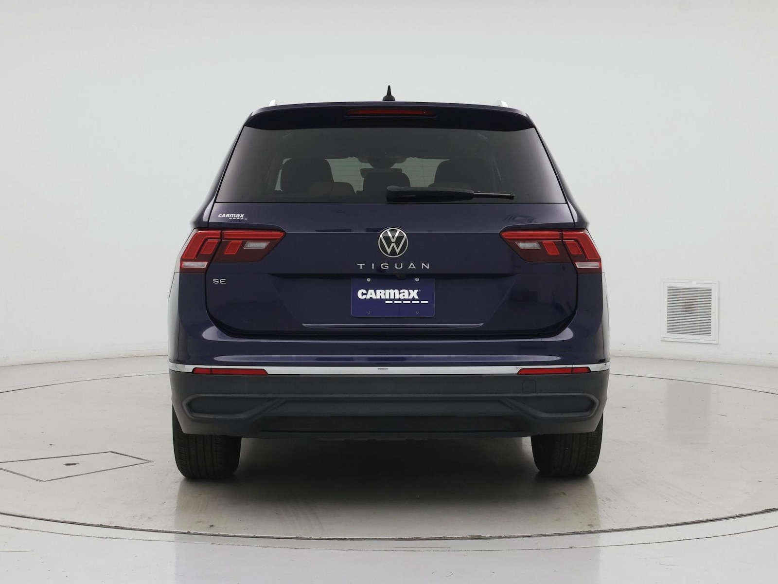 2023 Volkswagen Tiguan SE - Photo 7