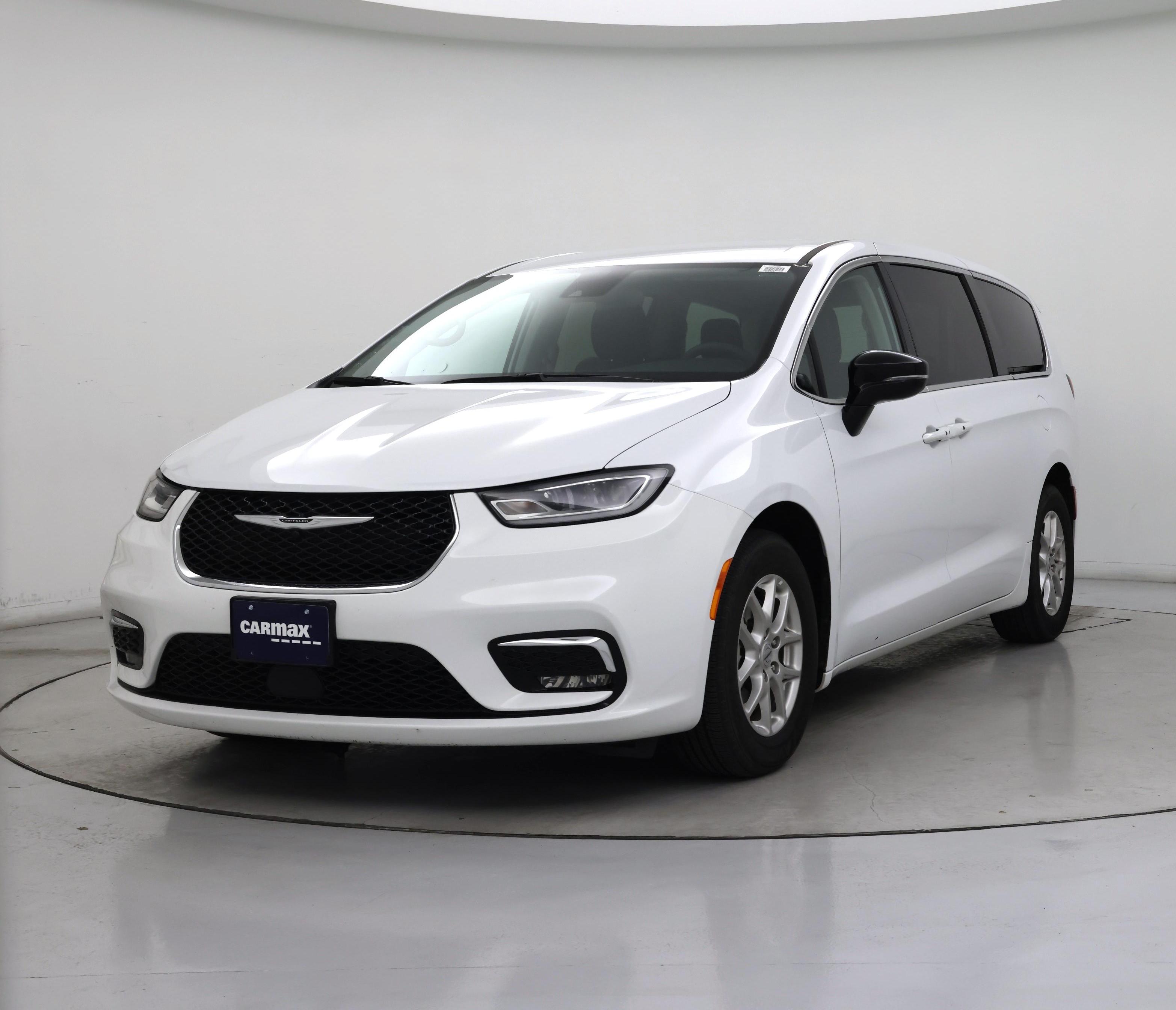 Thumbnail: 2024 Chrysler Pacifica - 4