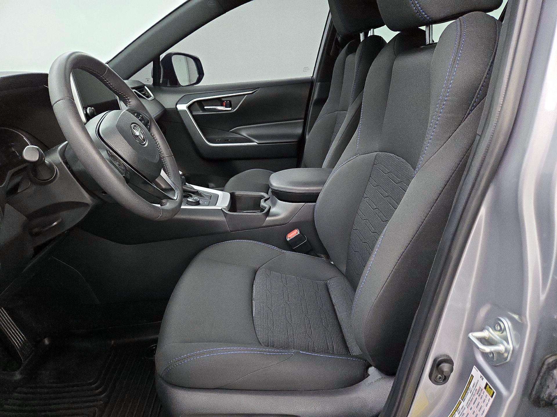 Thumbnail: 2024 Toyota RAV4 - 11