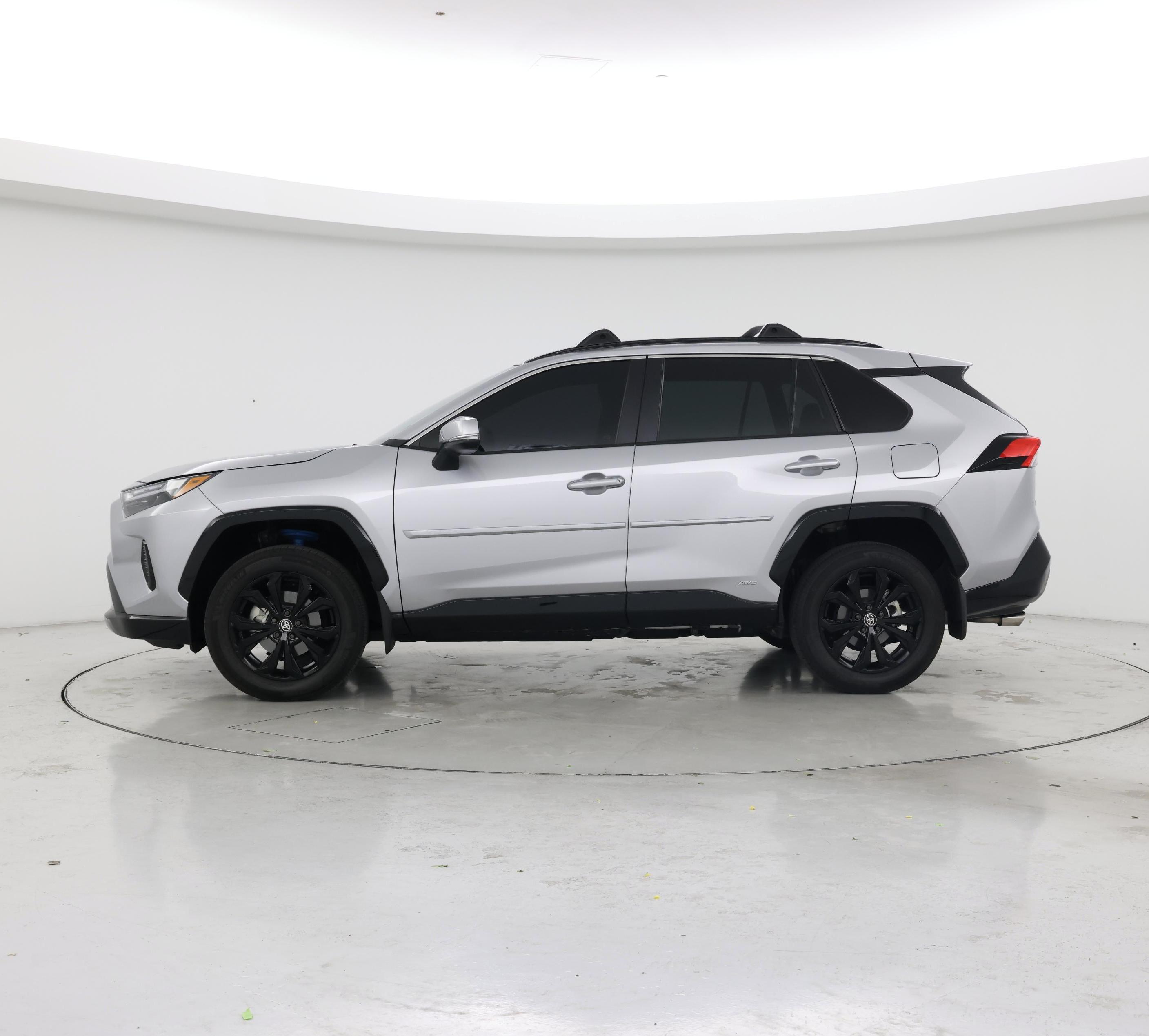 Thumbnail: 2024 Toyota RAV4 - 3