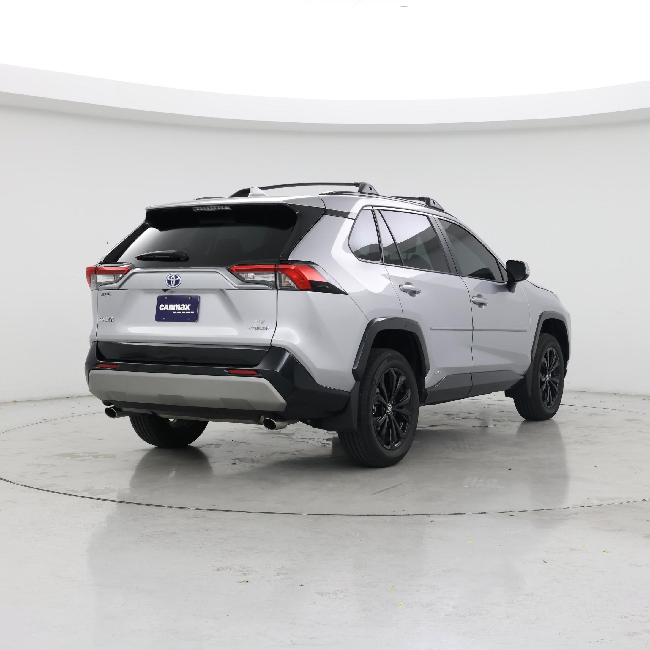 Thumbnail: 2024 Toyota RAV4 - 8