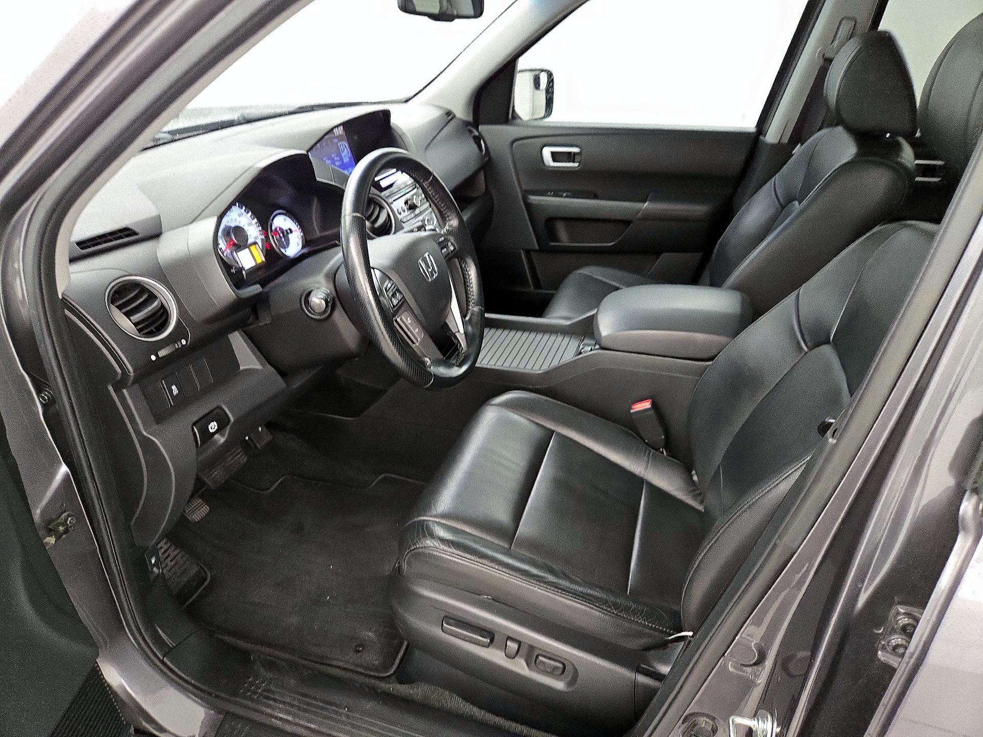 Thumbnail: 2015 Honda Pilot - 11