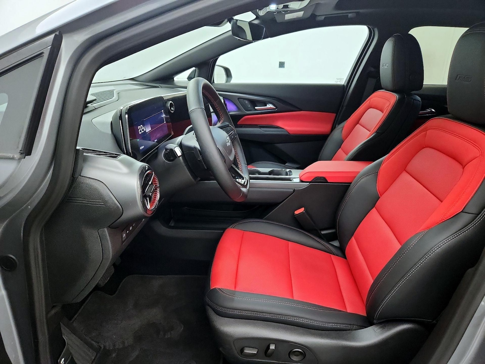 2025 Chevrolet Equinox EV RS - Photo 12