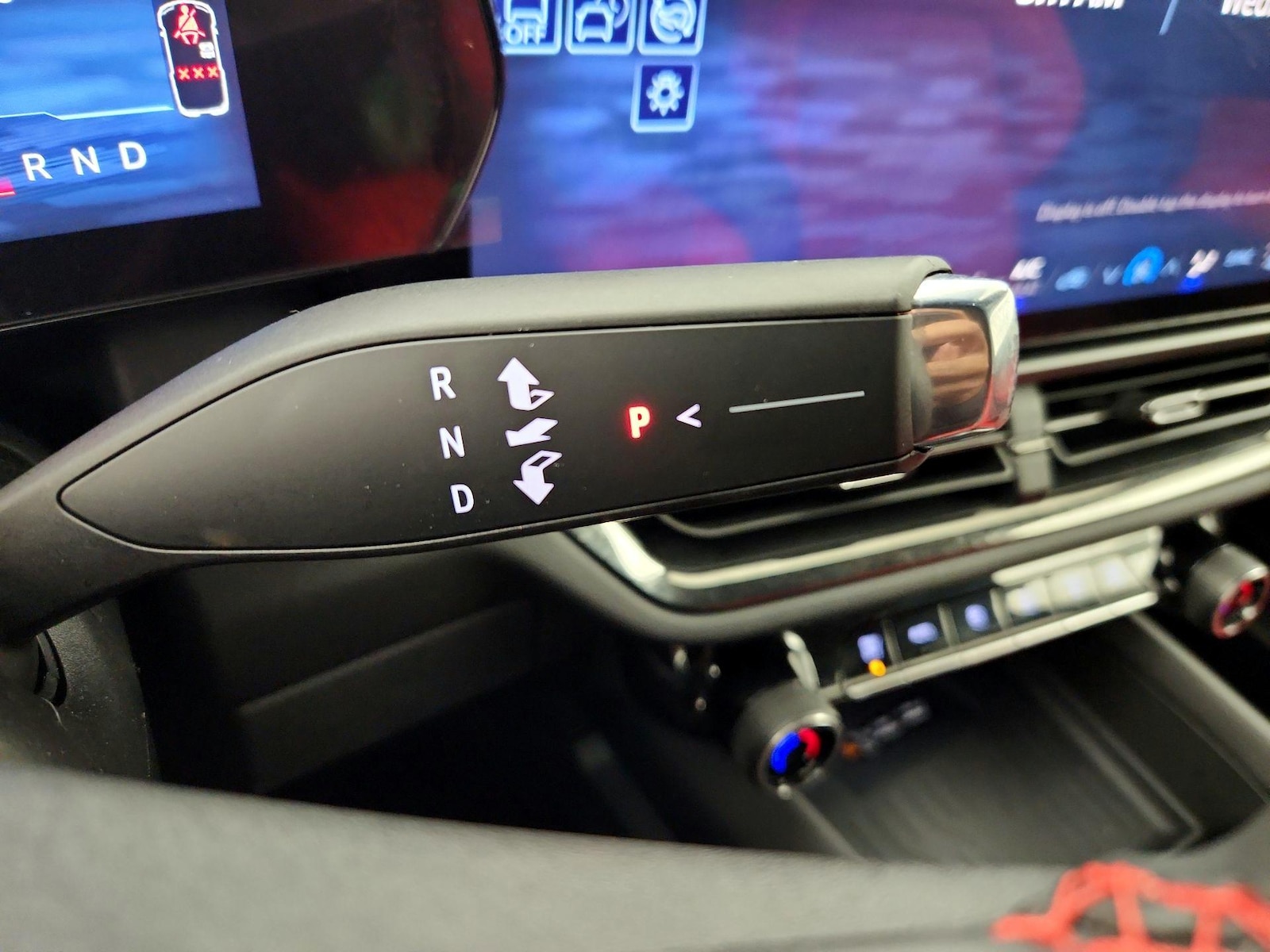 2025 Chevrolet Equinox EV RS - Photo 18