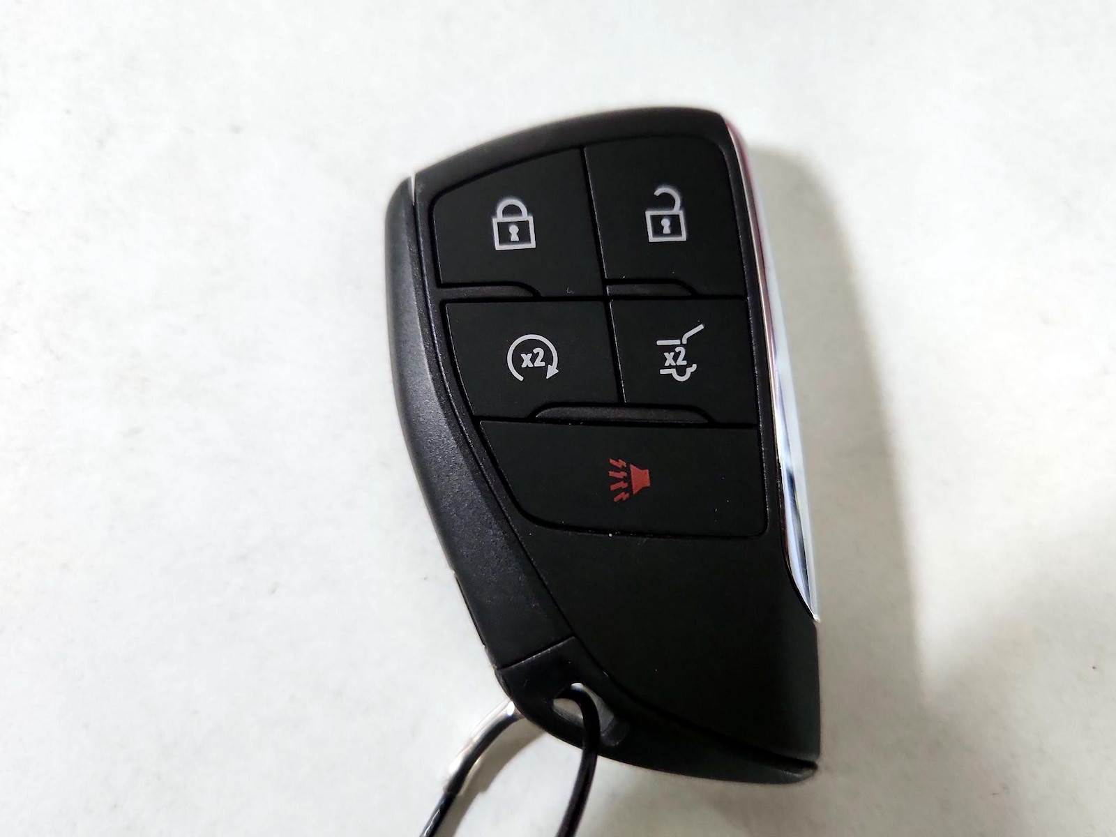 2025 Chevrolet Equinox EV RS - Photo 24