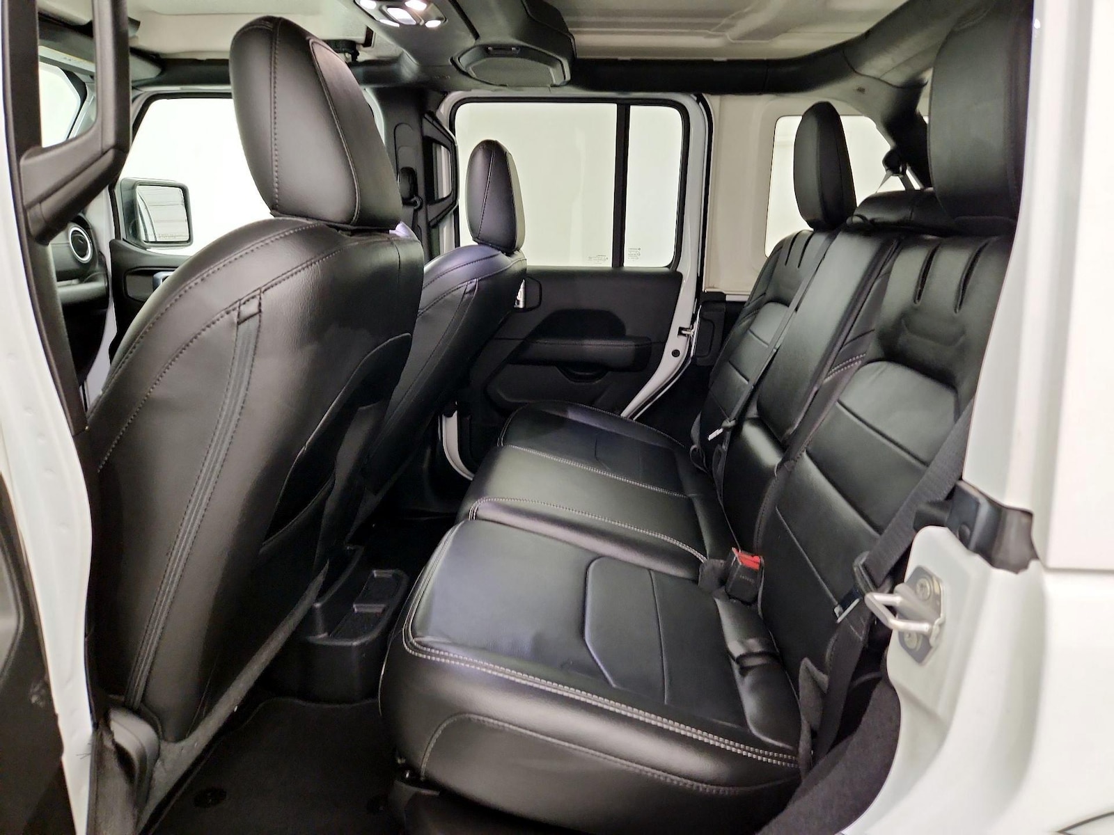 2022 Jeep Wrangler Unlimited Sahara 4XE - Photo 18
