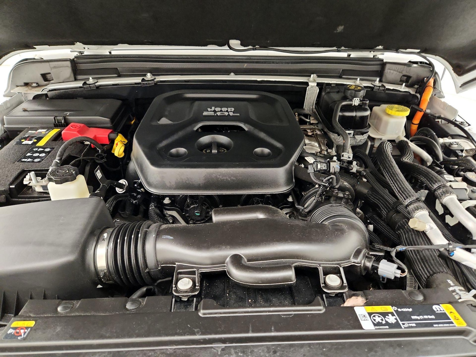 2022 Jeep Wrangler Unlimited Sahara 4XE - Photo 20