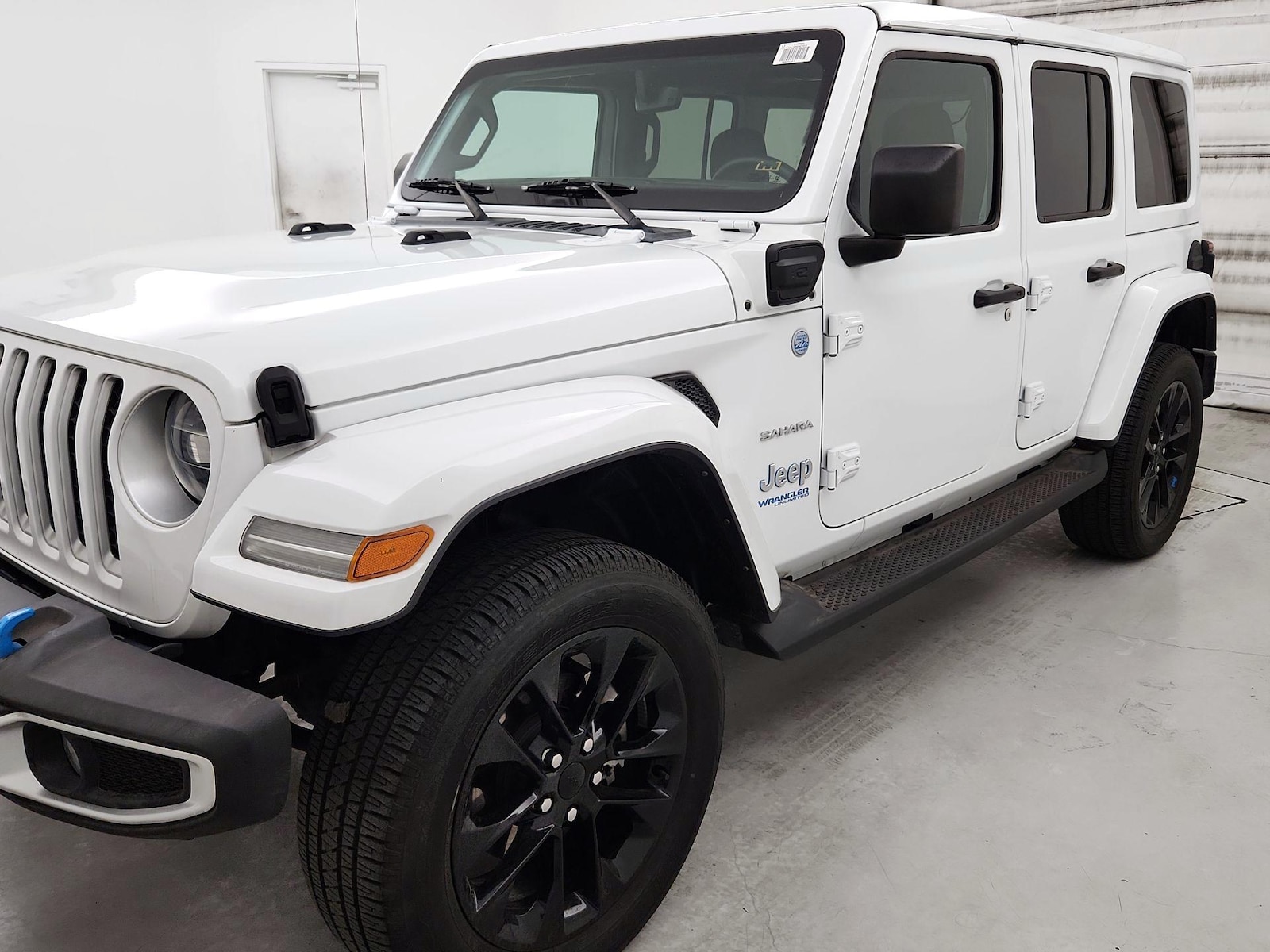 2022 Jeep Wrangler Unlimited Sahara 4XE - Photo 3