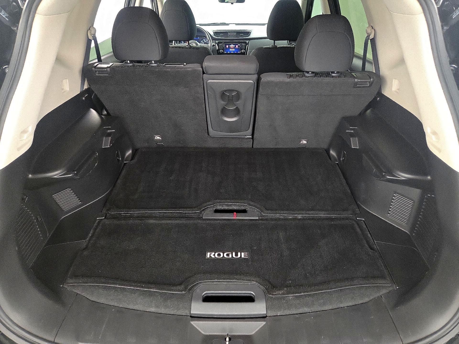 Thumbnail: 2018 Nissan Rogue - 20