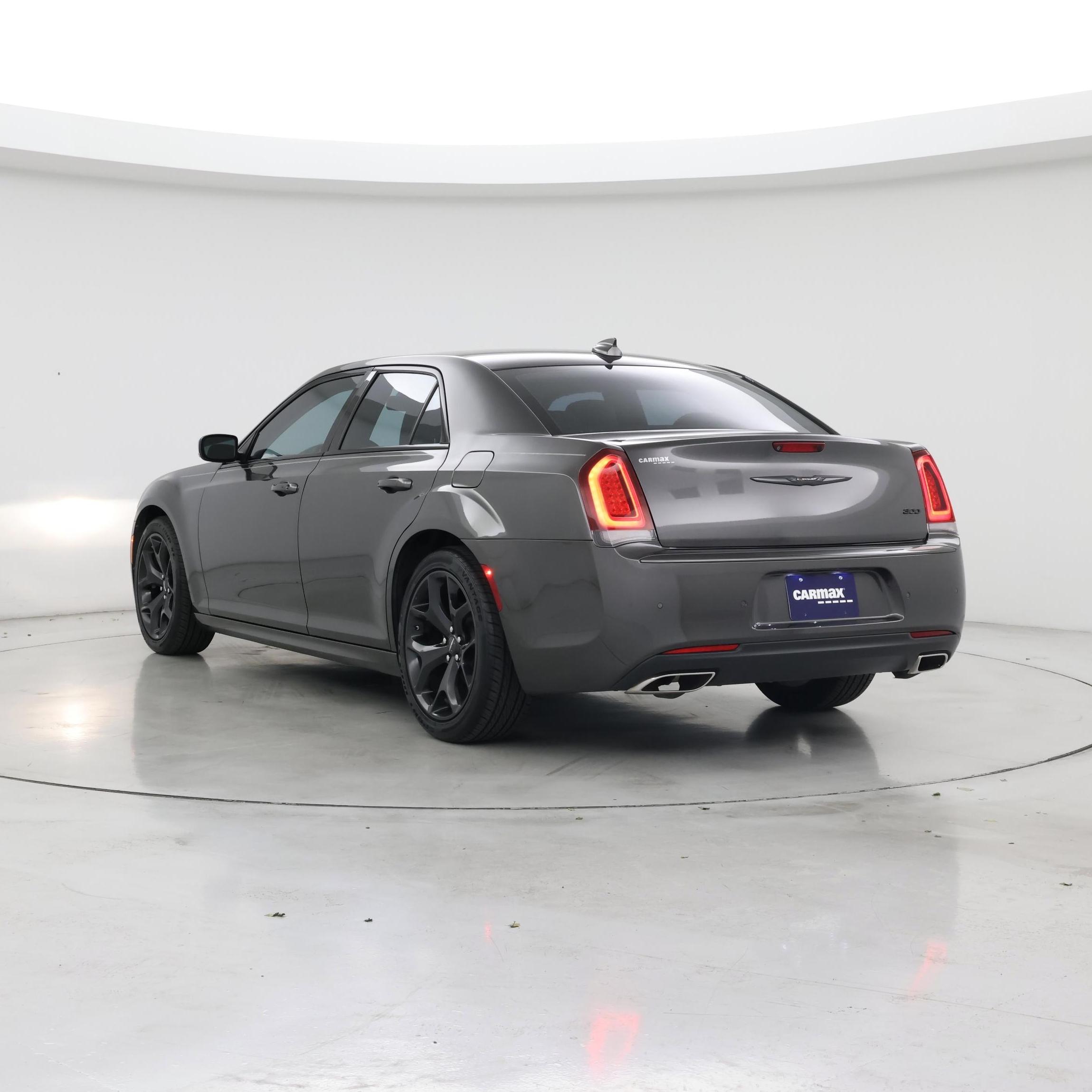 Thumbnail: 2022 Chrysler 300 - 2