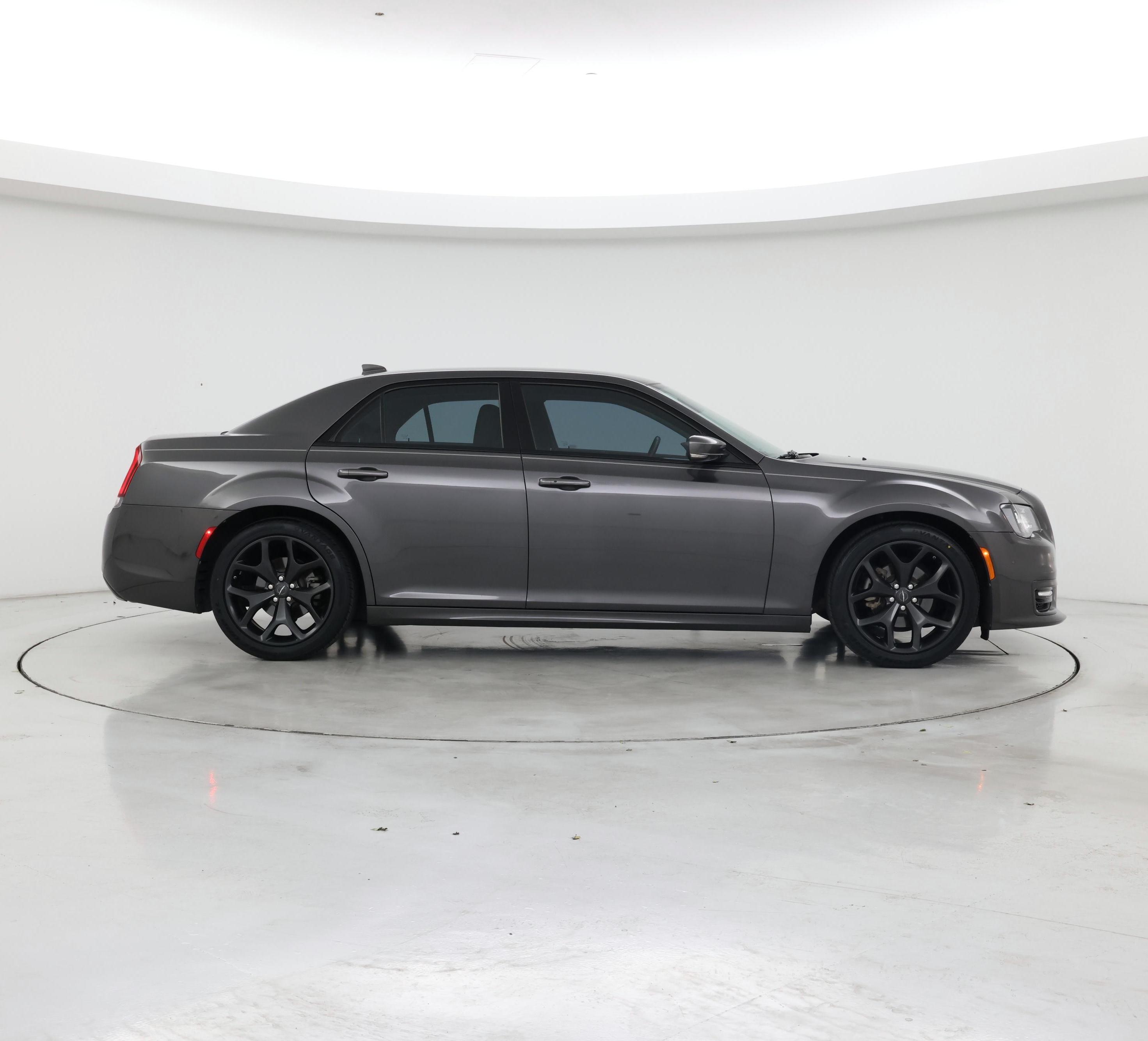 Thumbnail: 2022 Chrysler 300 - 7