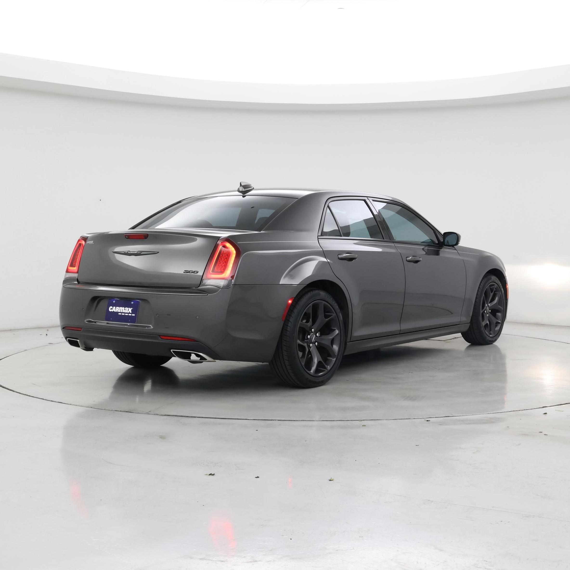 Thumbnail: 2022 Chrysler 300 - 8