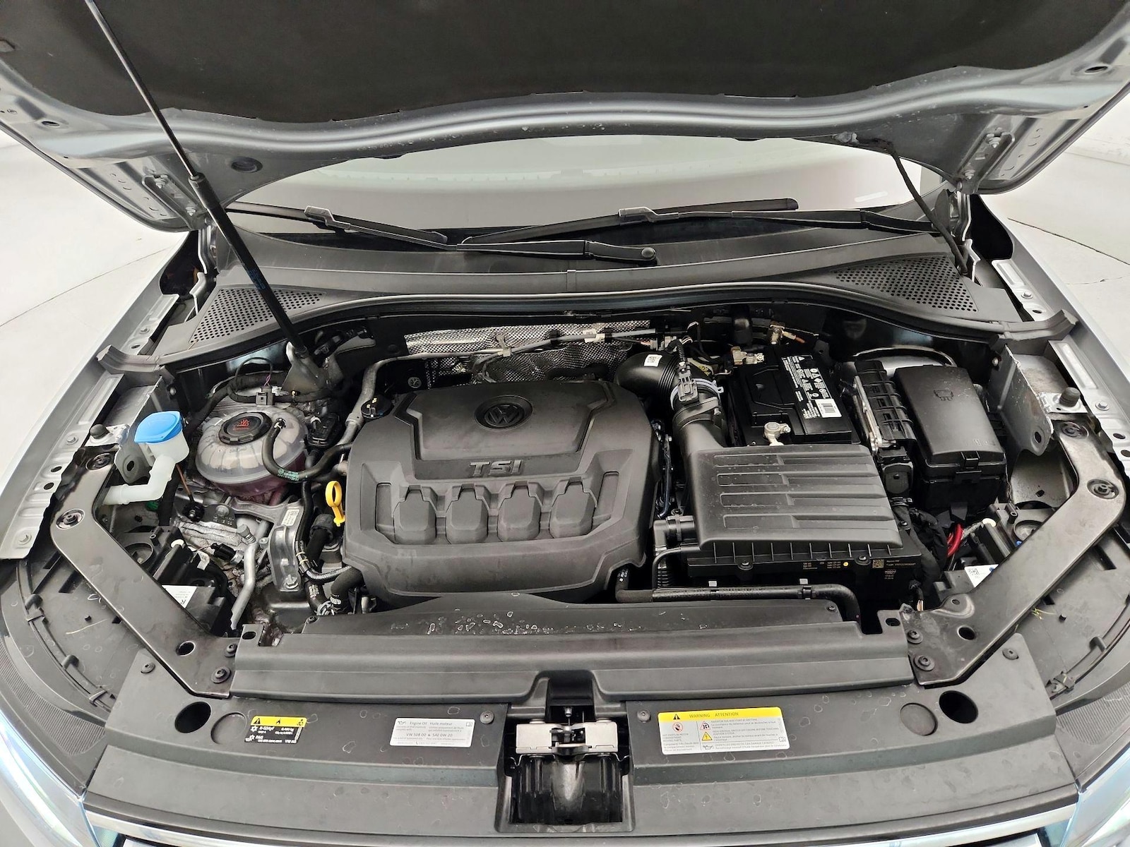 2022 Volkswagen Tiguan SE - Photo 23
