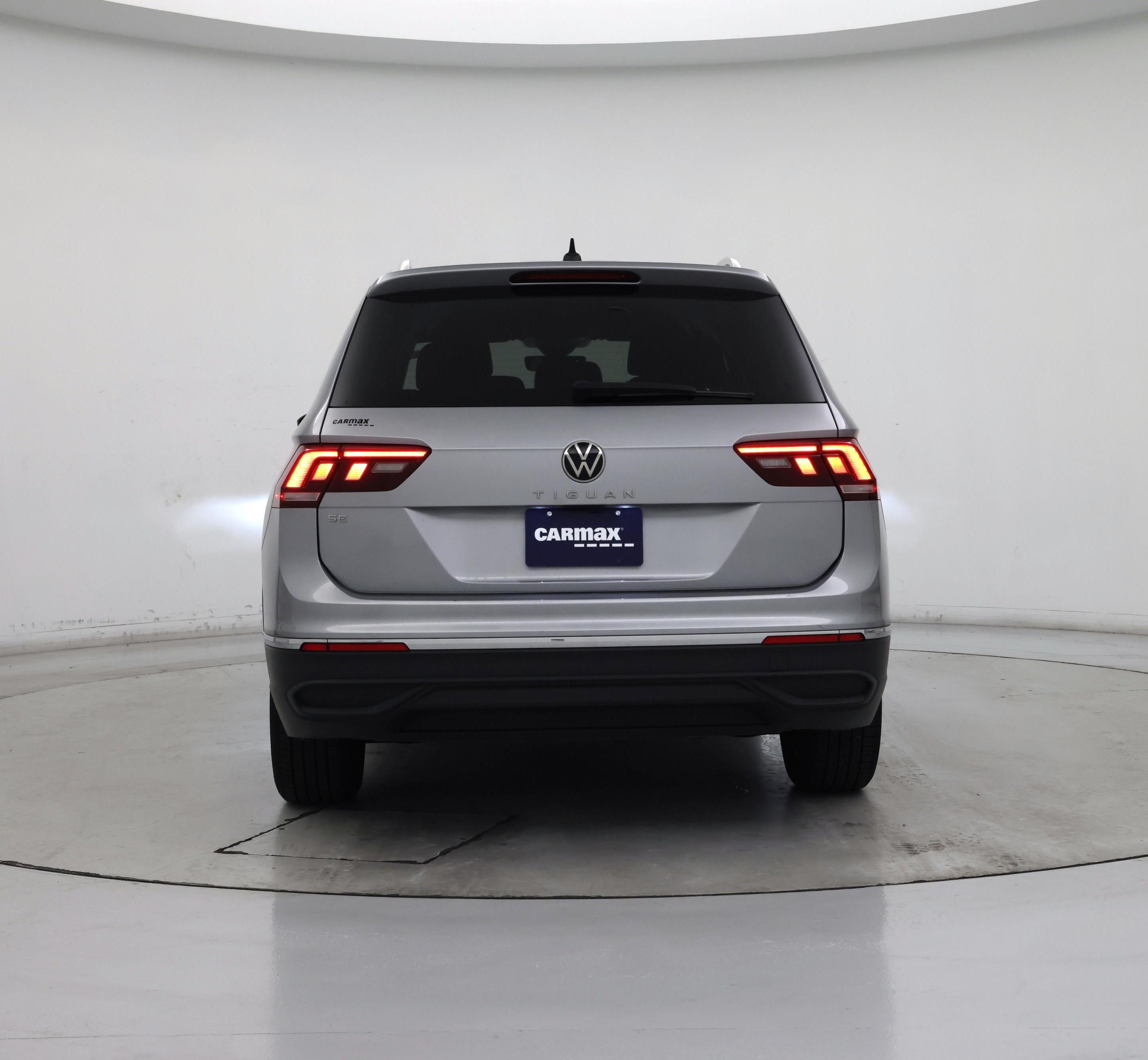 Thumbnail: 2022 Volkswagen Tiguan - 6