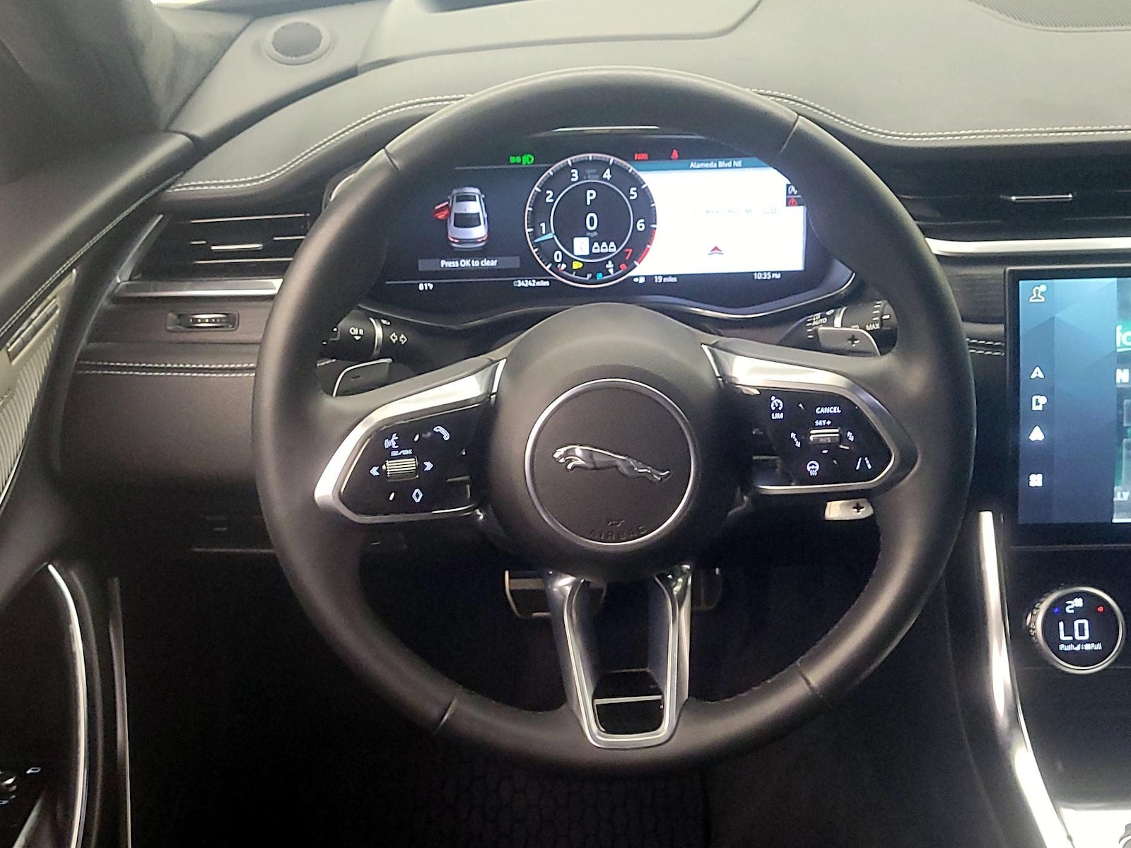 2024 Jaguar XF R-Dynamic SE - Photo 11