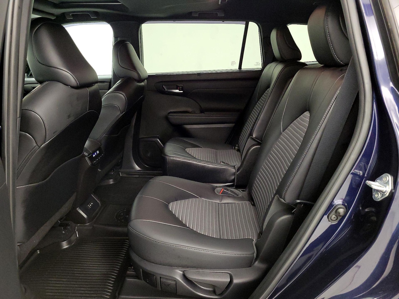 2022 Toyota Highlander XSE - Photo 22
