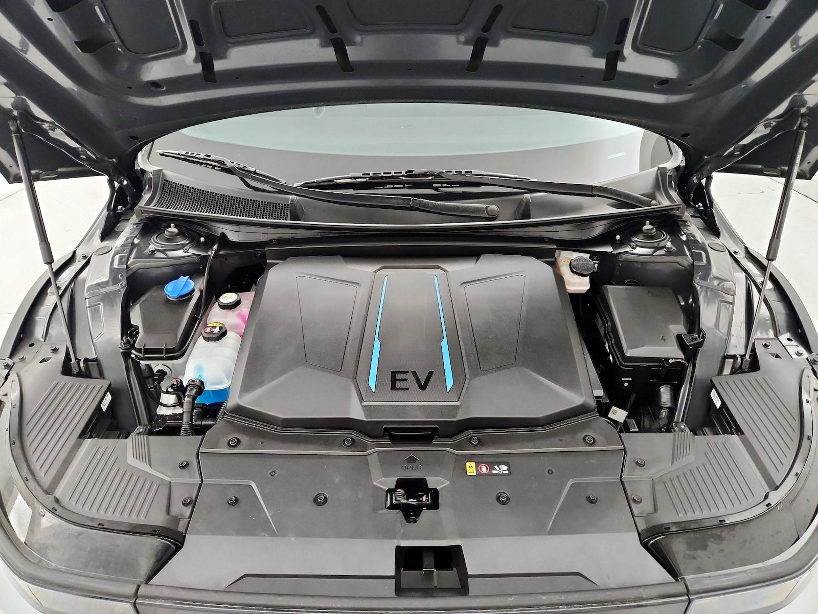2024 Hyundai IONIQ 5 SEL - Photo 22
