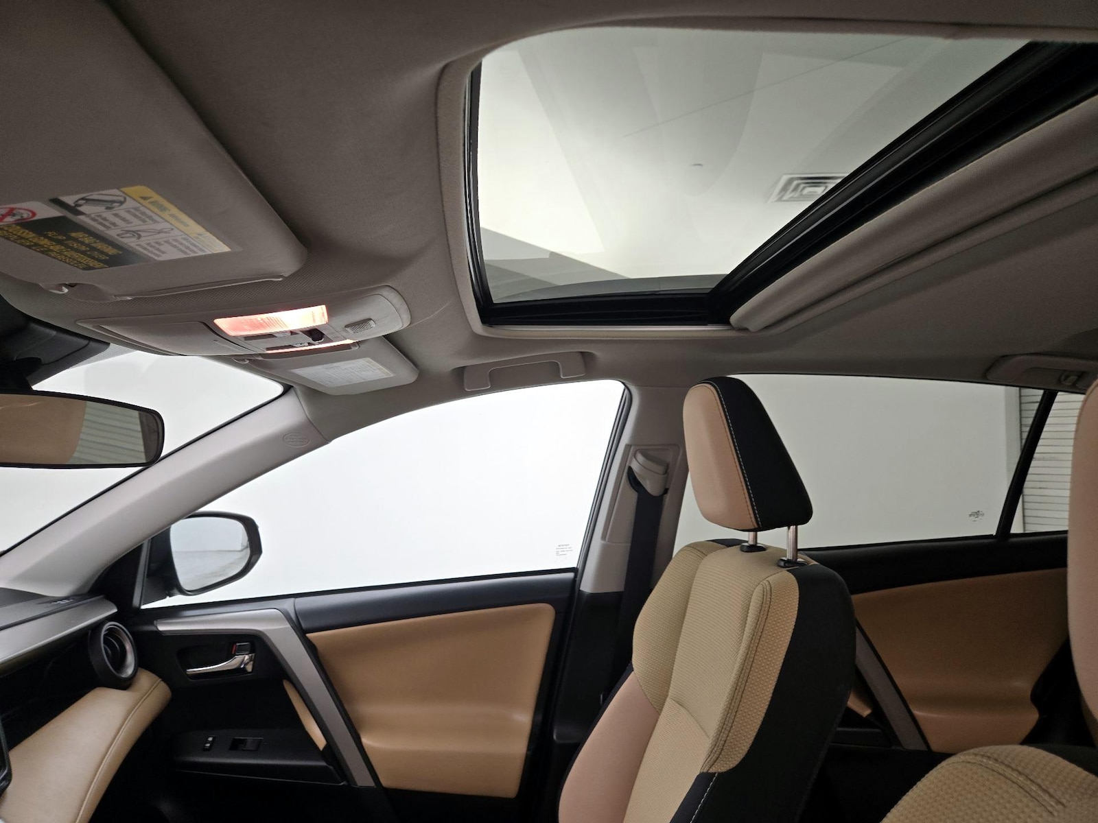2018 Toyota RAV4 XLE - Photo 20