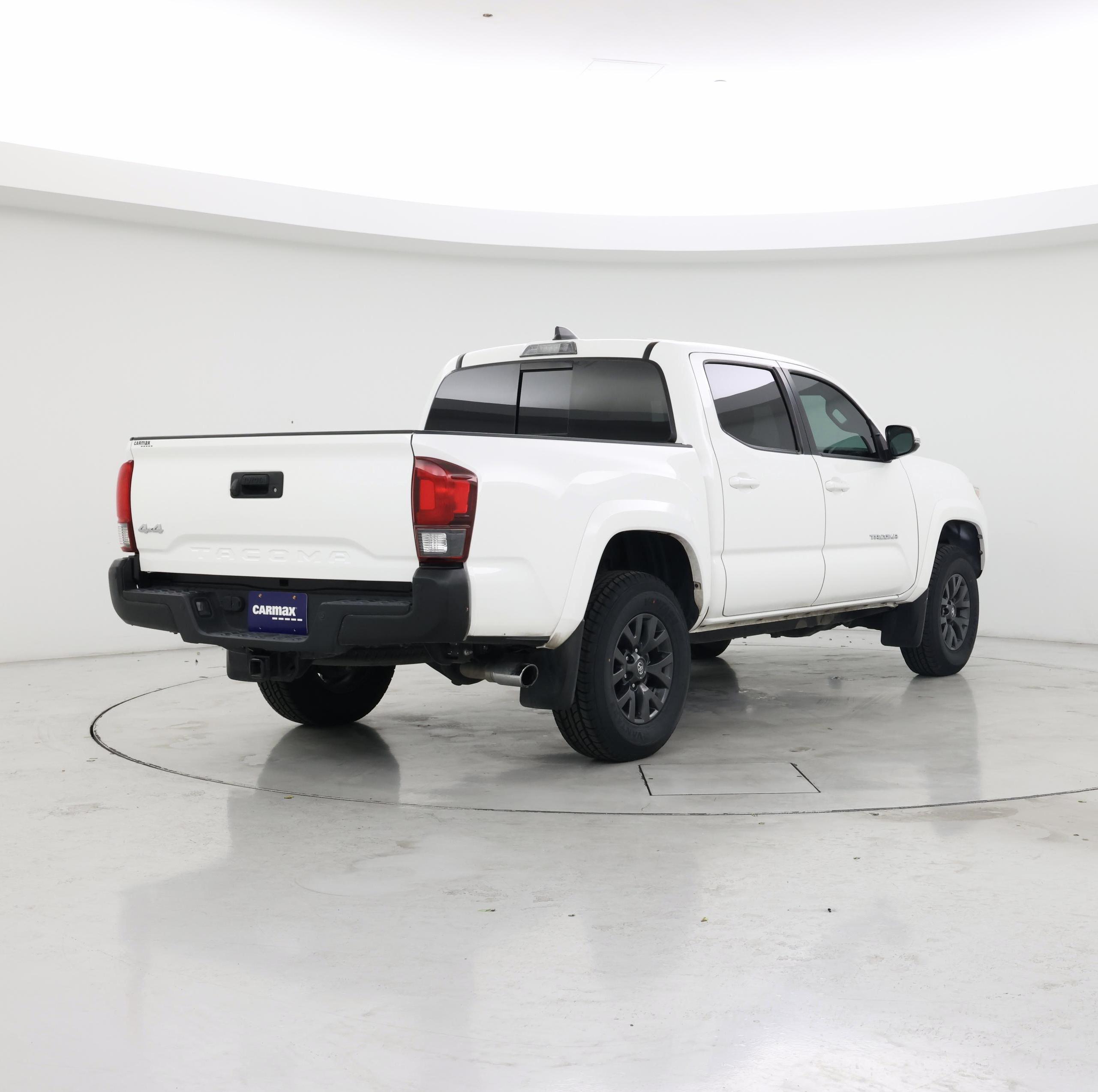 Thumbnail: 2022 Toyota Tacoma - 8