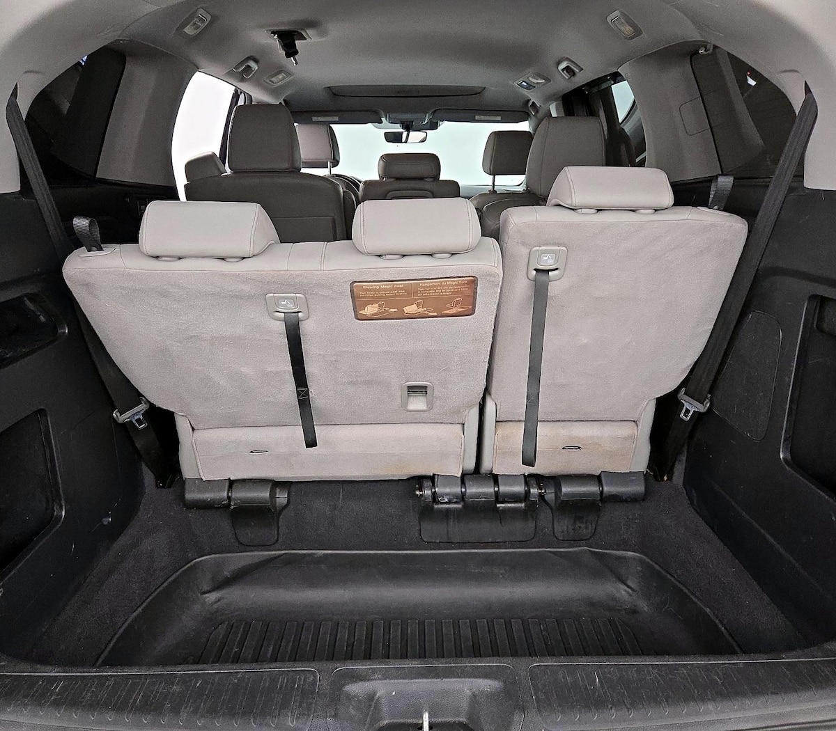 Trunk/Cargo (Seats Up)