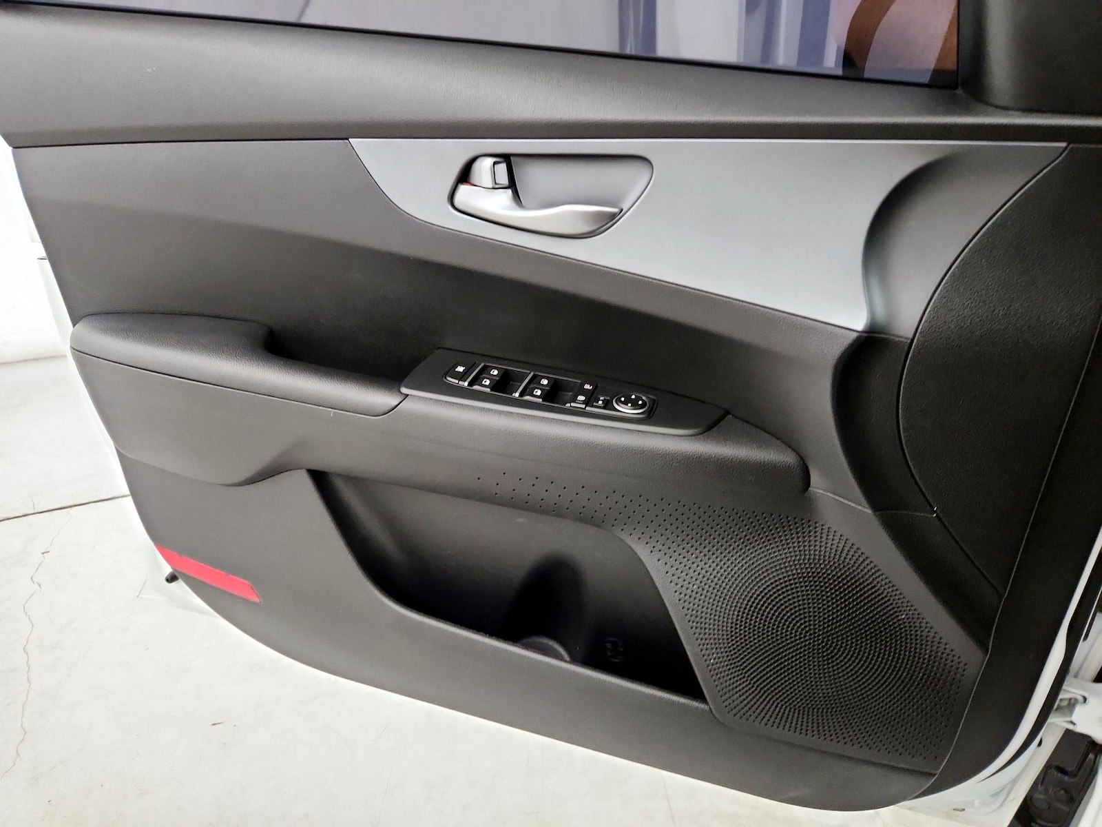 2021 Kia Forte LXS - Photo 13