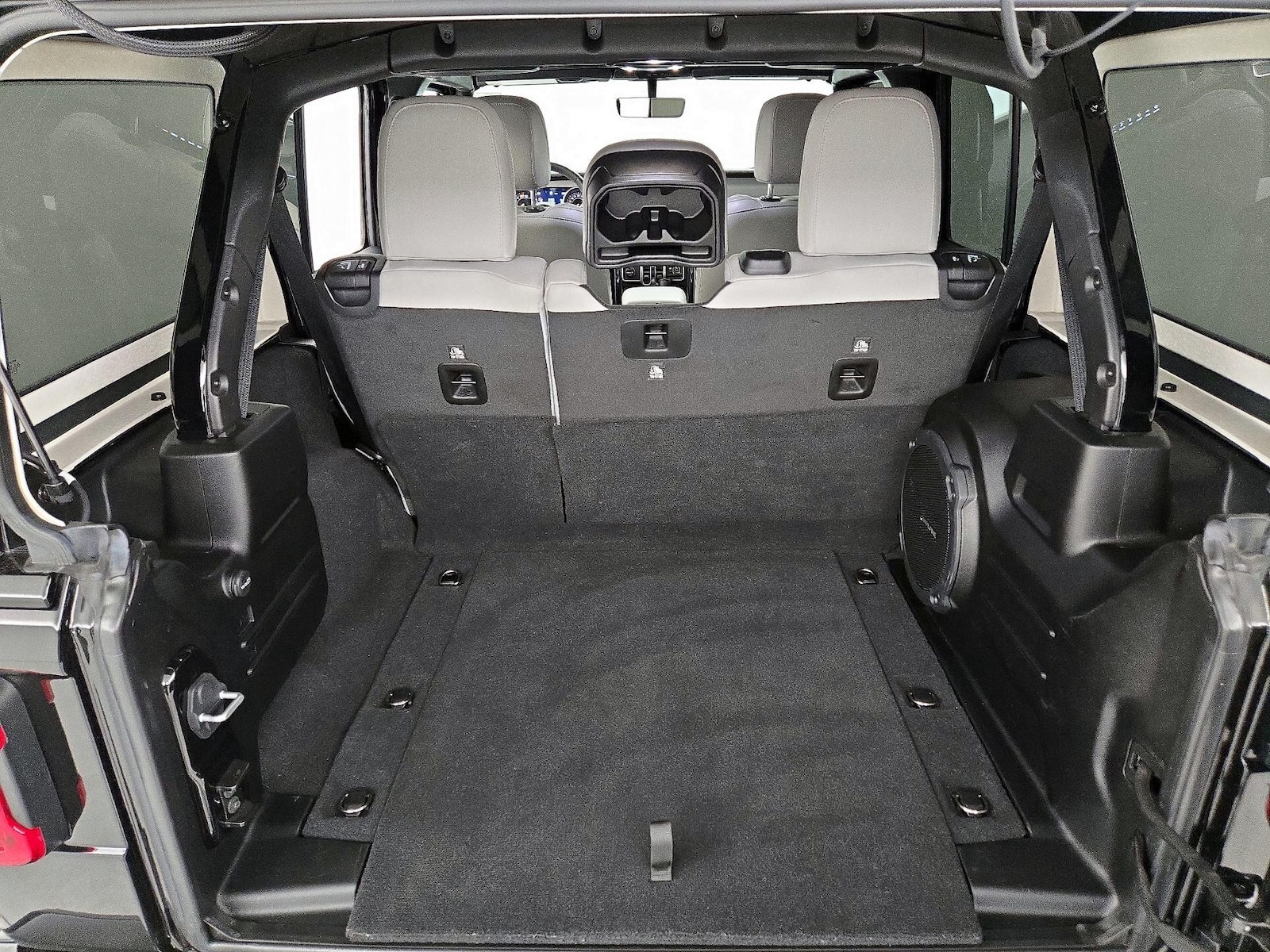 2022 Jeep Wrangler Unlimited High Altitude - Photo 22