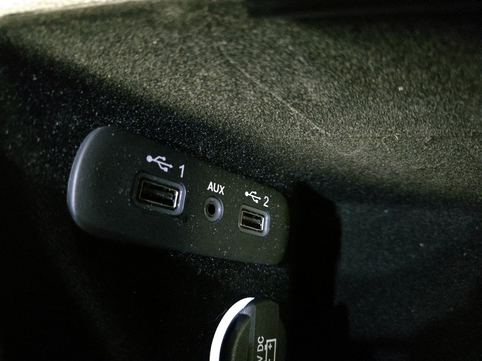 2023 Dodge Challenger R/T - Photo 19