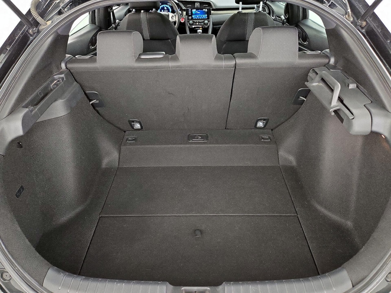2019 Honda Civic Hatchback EX - Photo 22
