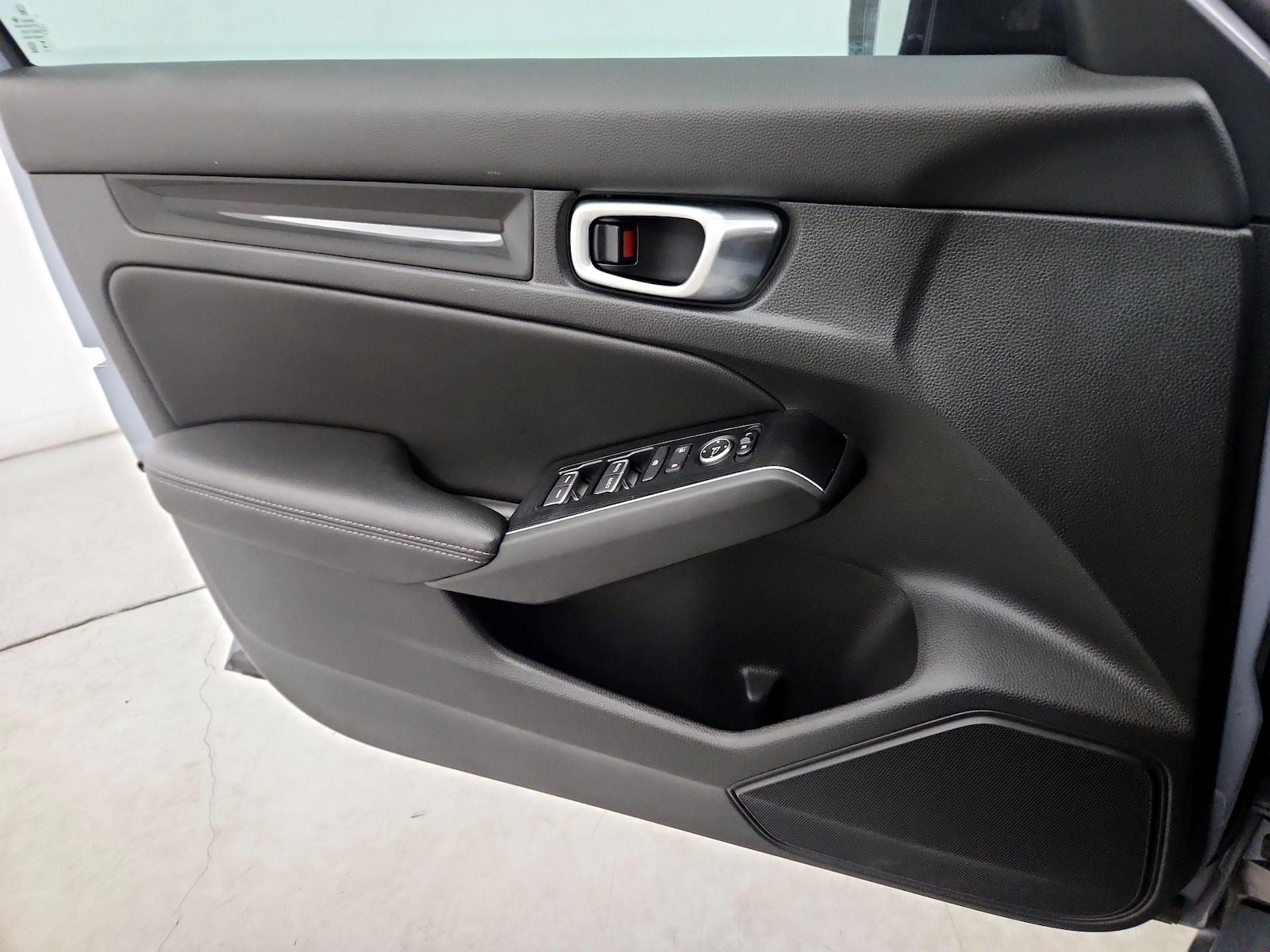 2023 Honda Civic Hatchback Sport Touring - Photo 13