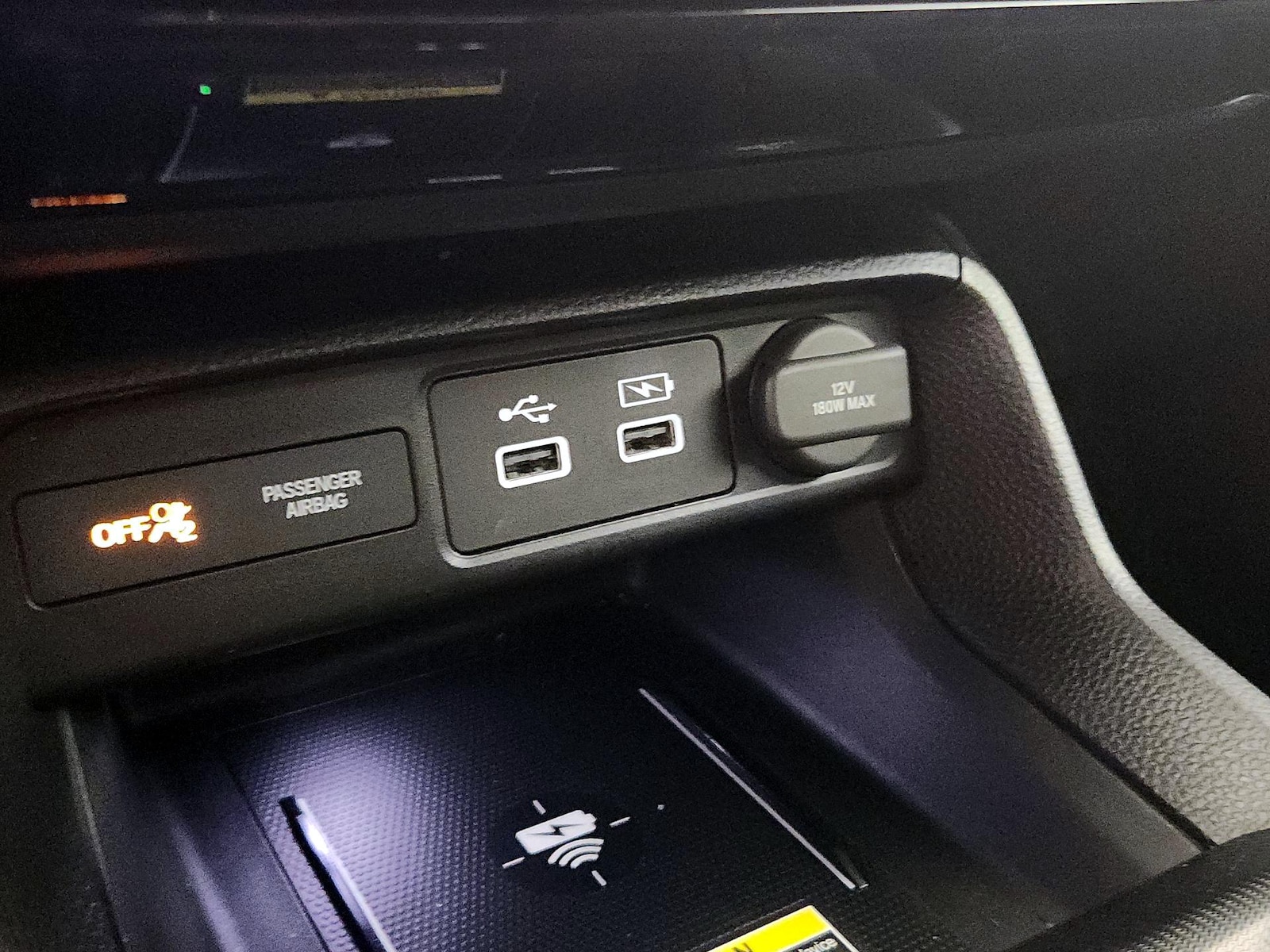 2023 Honda Civic Hatchback Sport Touring - Photo 19