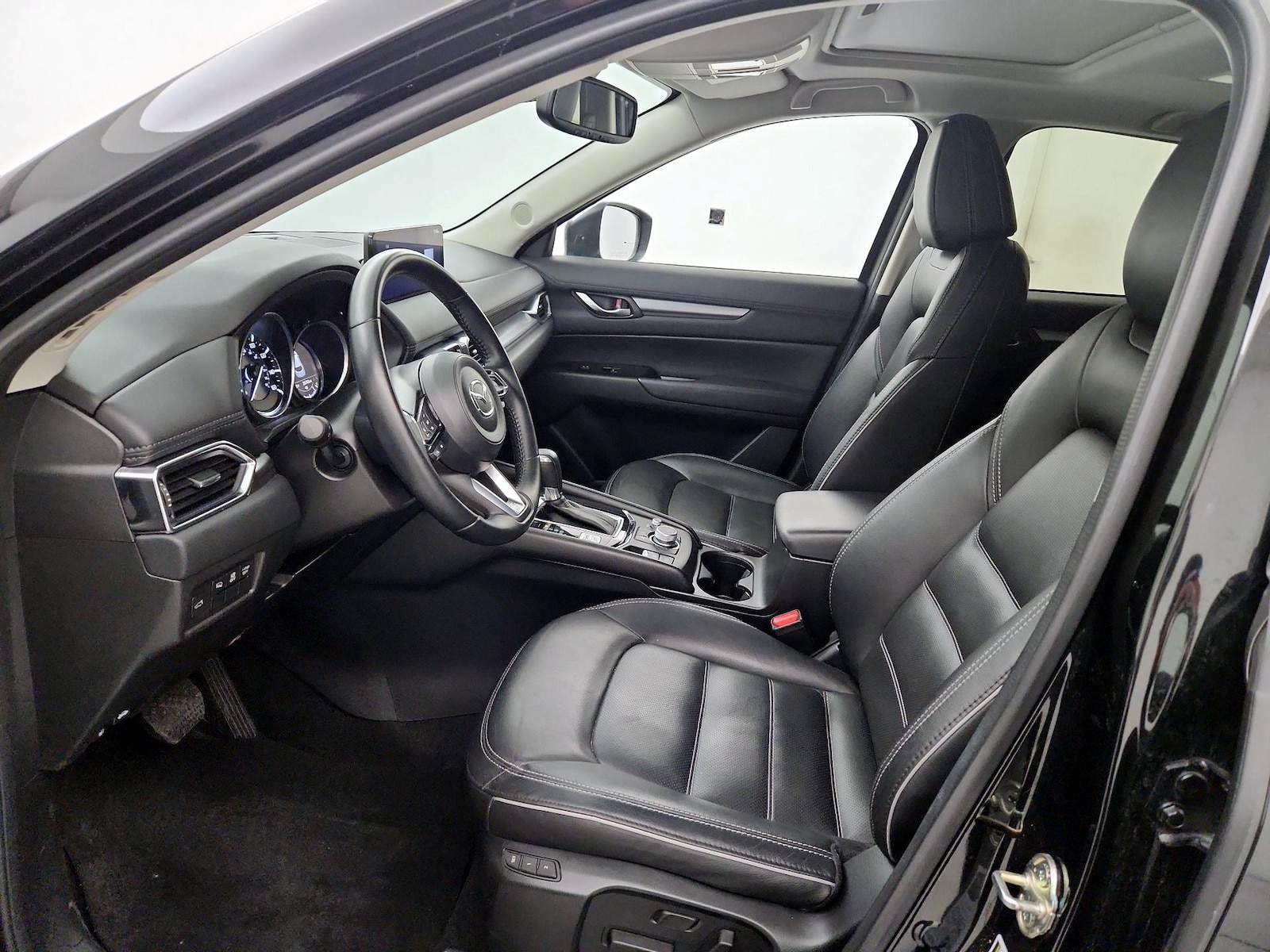 2025 Mazda CX-5 S Preferred package - Photo 10