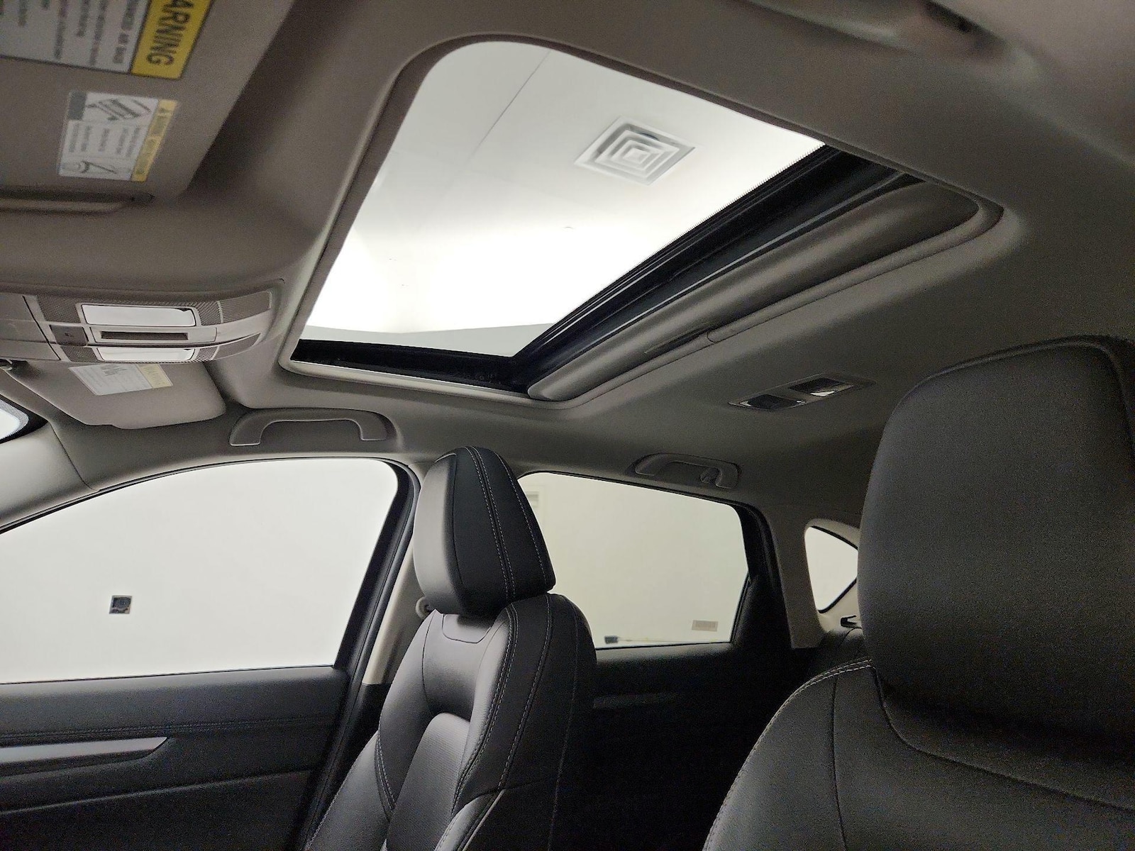 2025 Mazda CX-5 S Preferred package - Photo 18