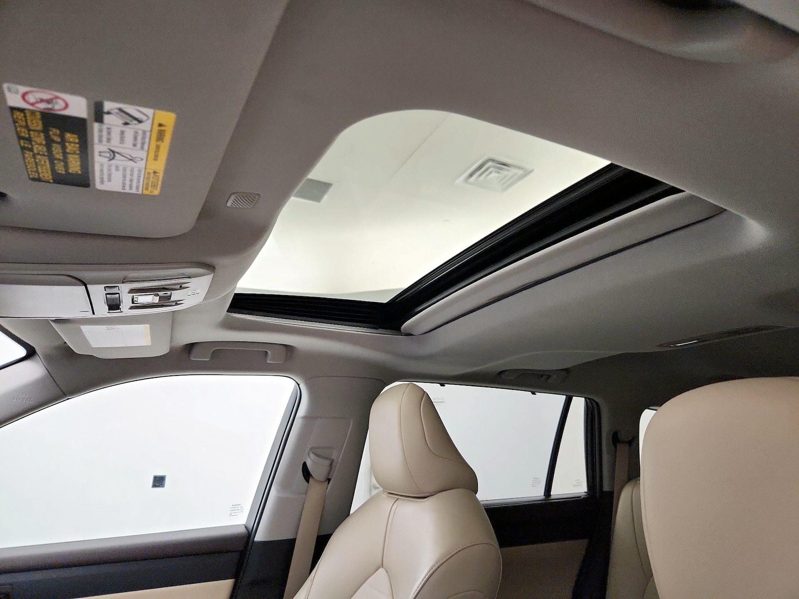 Sunroof(s) & Overhead Airbags