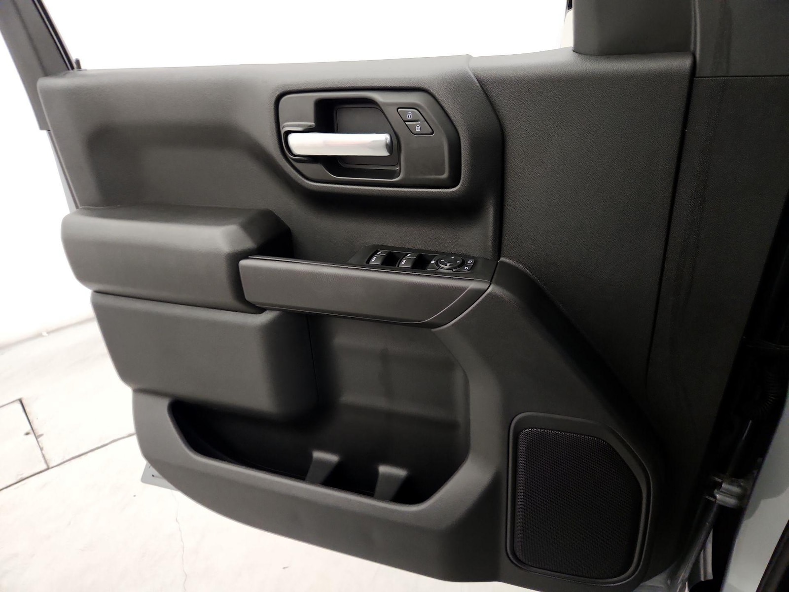 2024 Chevrolet Silverado 1500 Custom - Photo 13