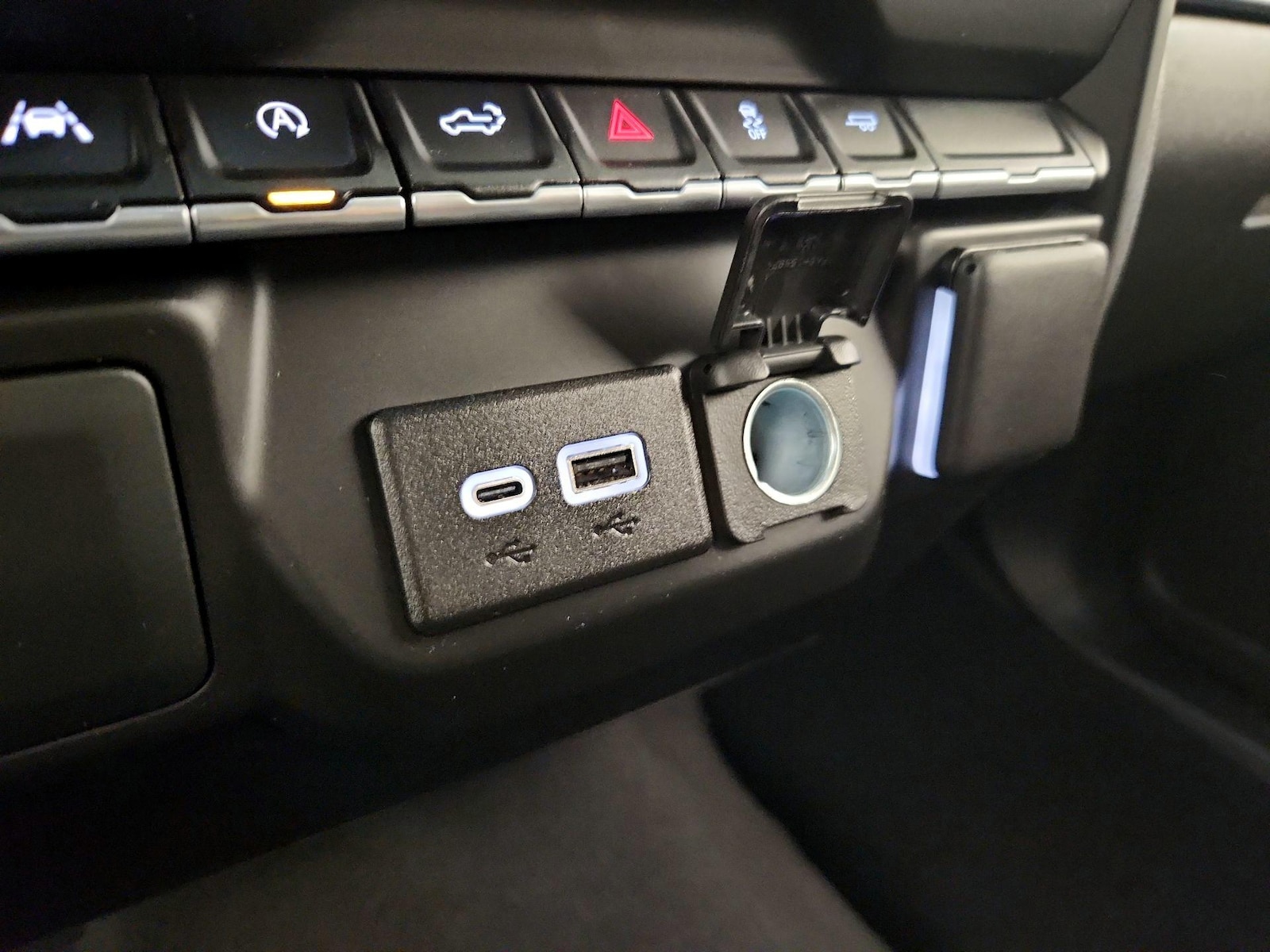2024 Chevrolet Silverado 1500 Custom - Photo 19