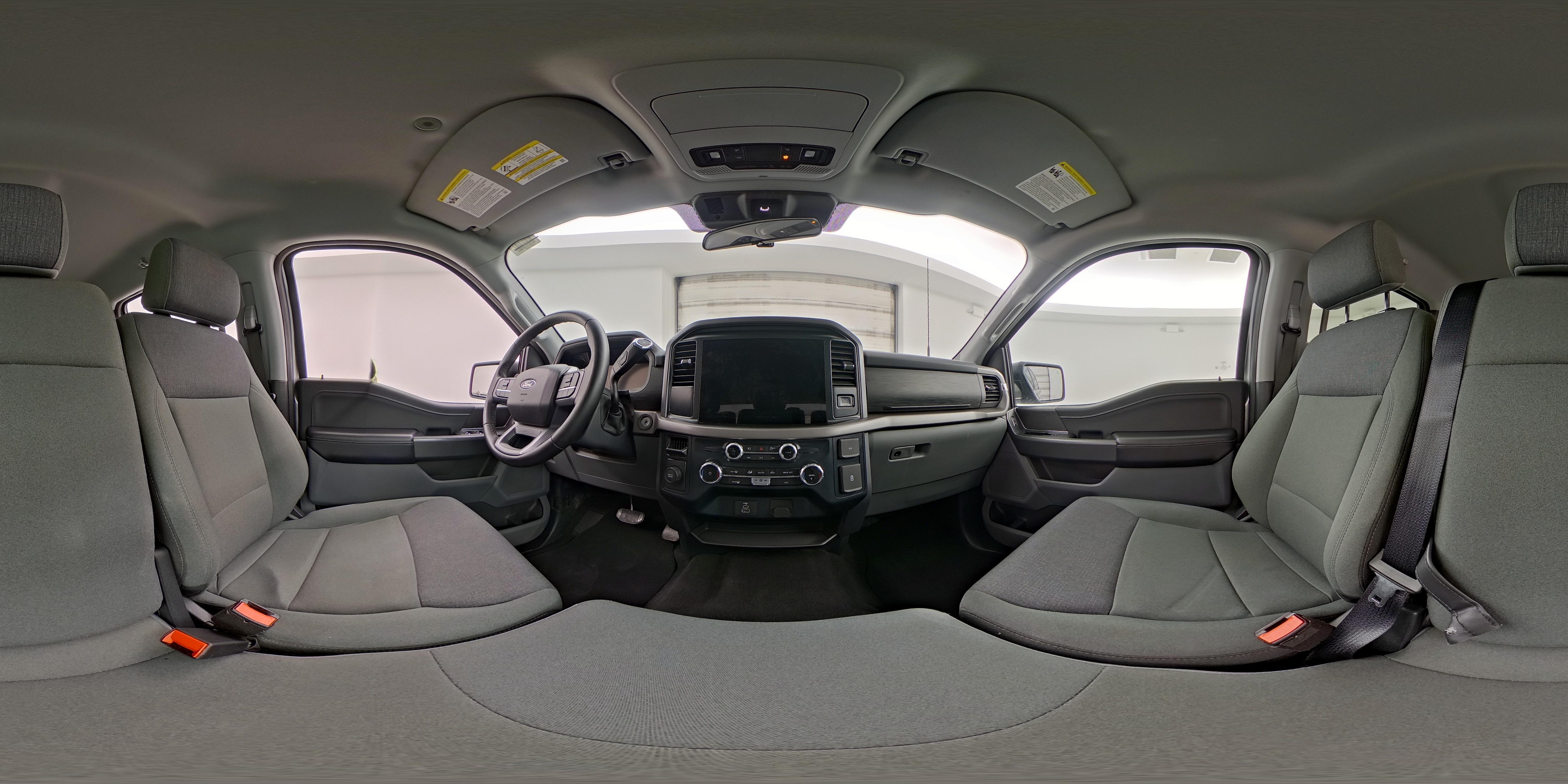 2025 Ford F-150 XLT - Photo 22