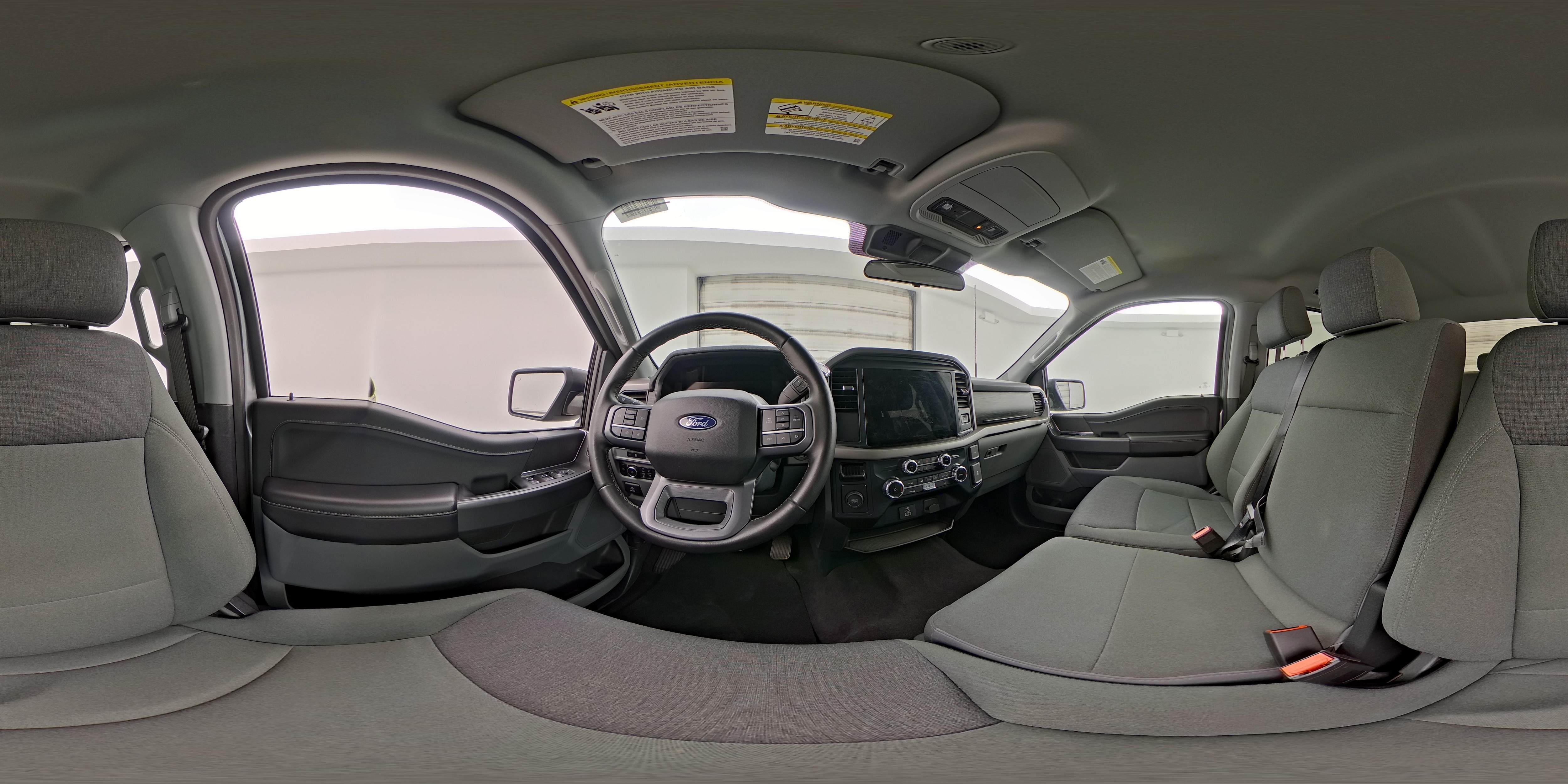 2025 Ford F-150 XLT - Photo 24