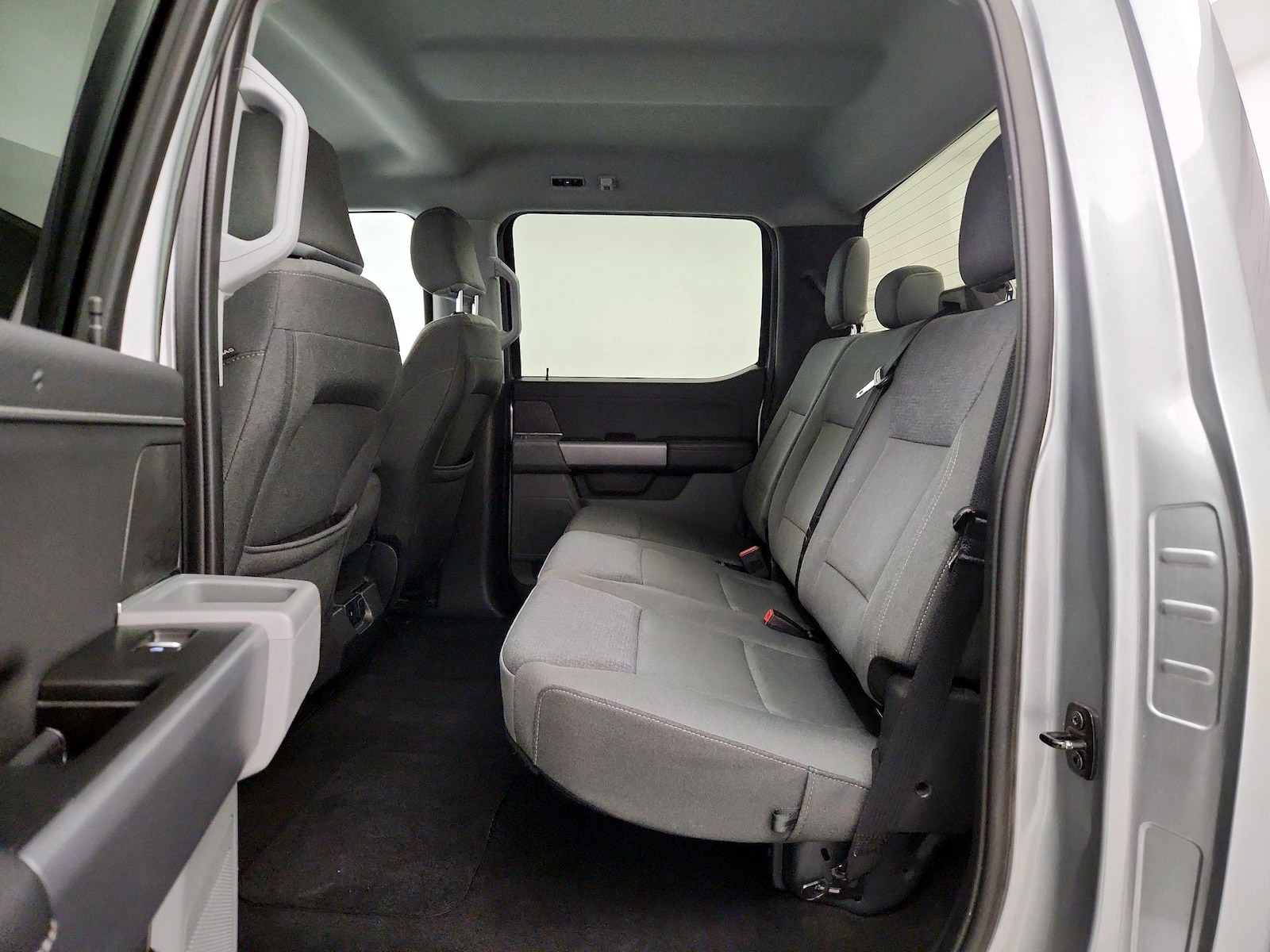 2025 Ford F-150 XLT - Photo 18