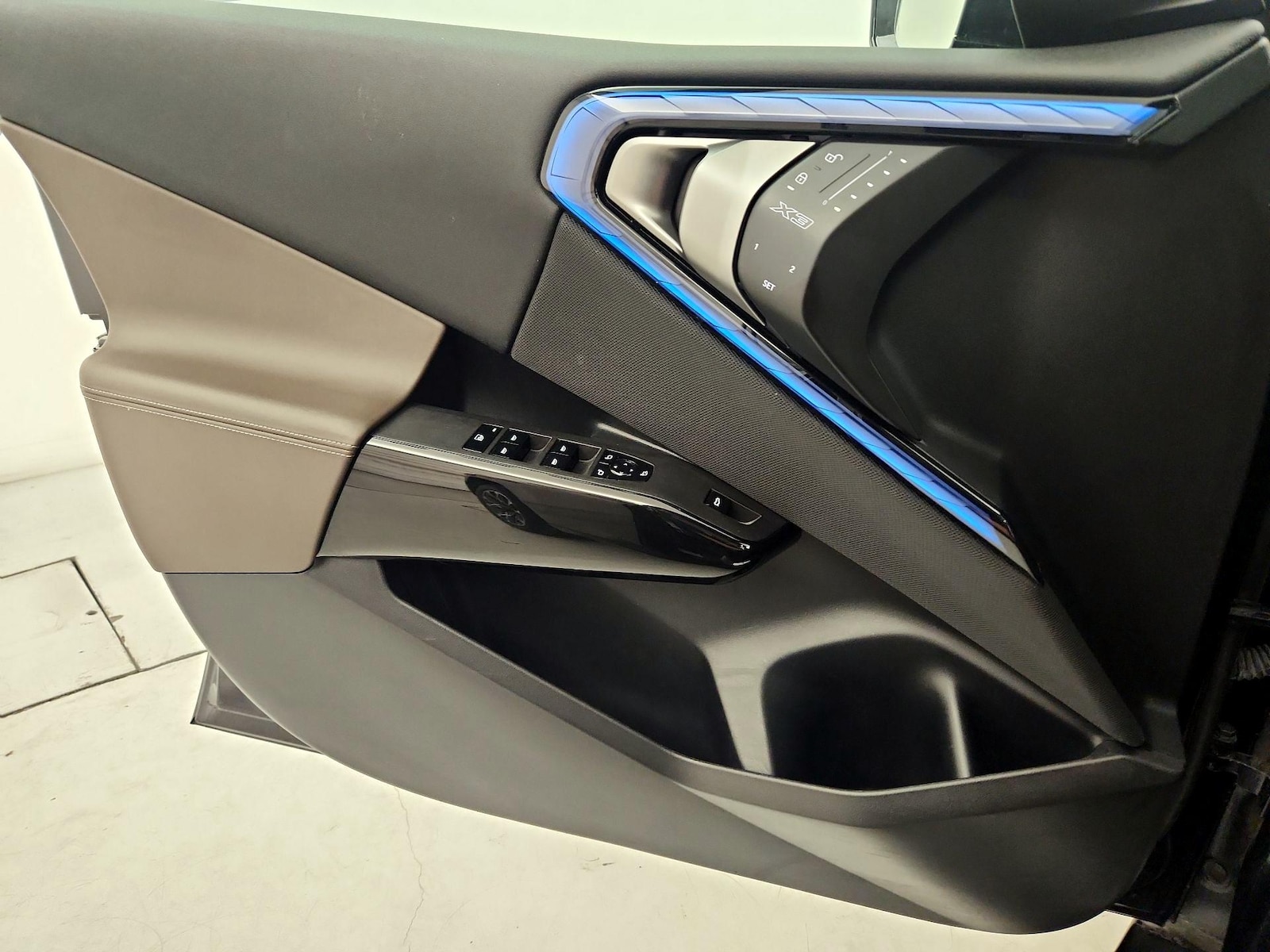 2026 BMW X3 30 - Photo 13