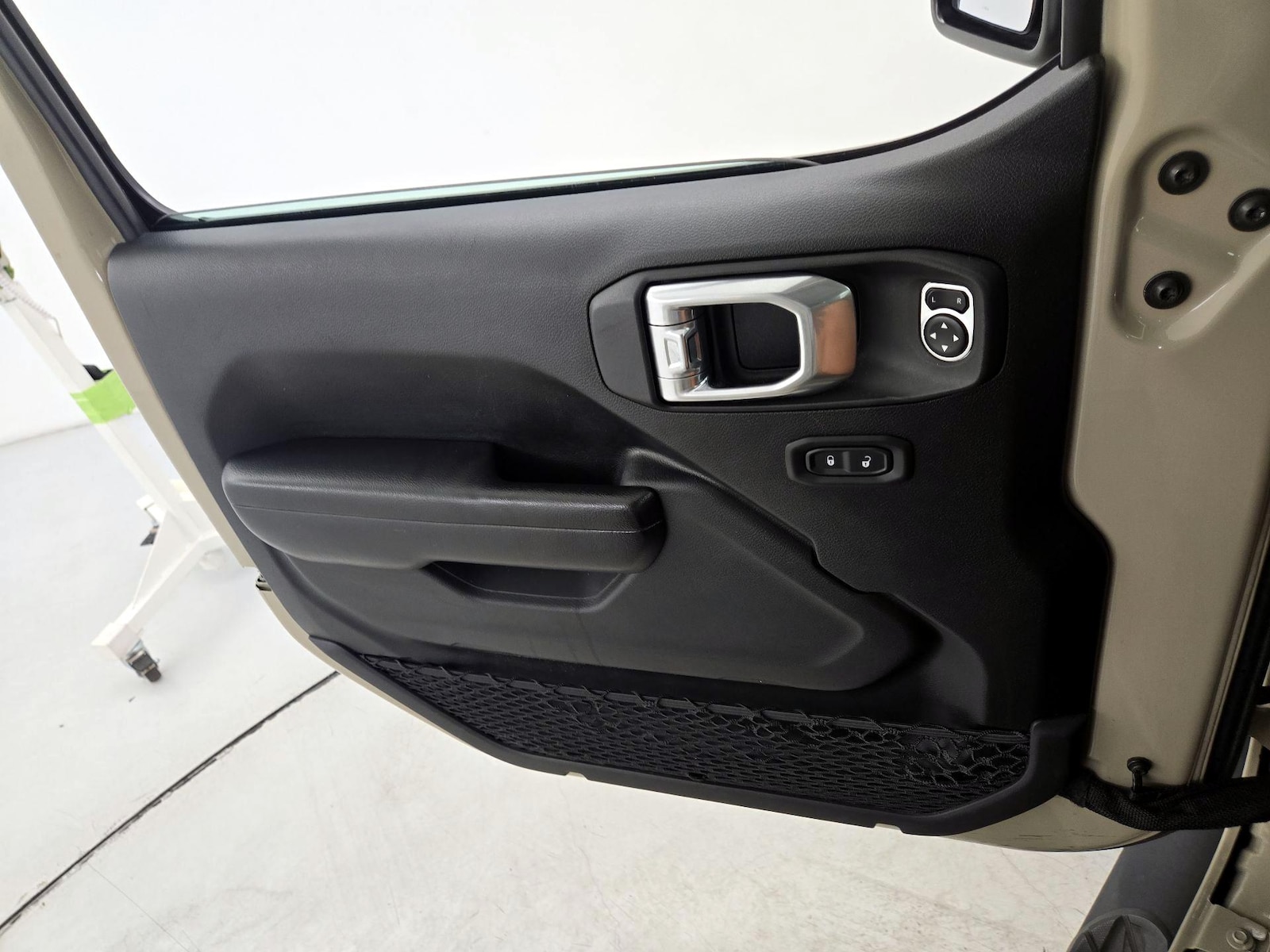 2020 Jeep Gladiator Sport S - Photo 13
